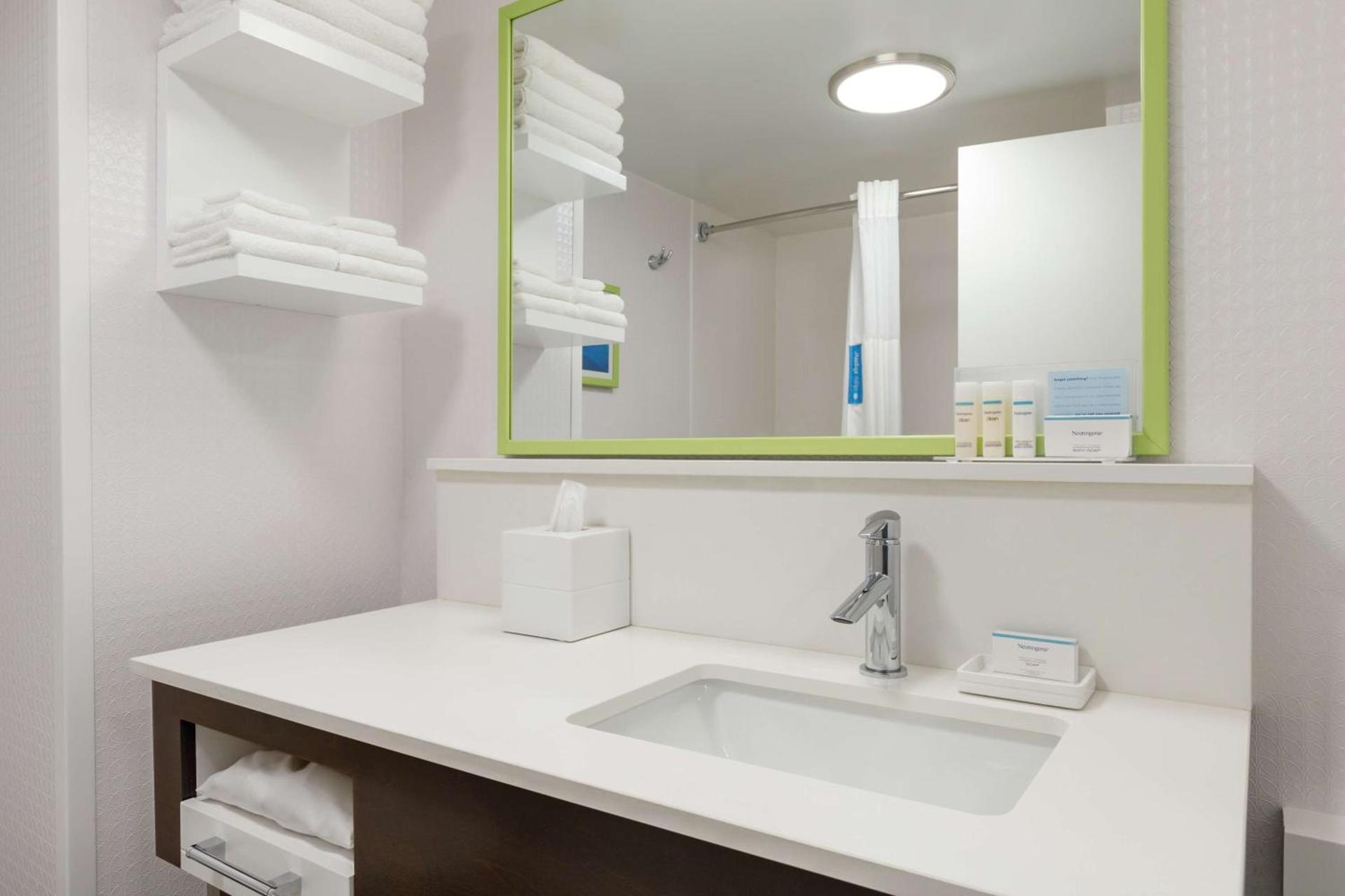 Hampton Inn Greenville-Simpsonville photo 15