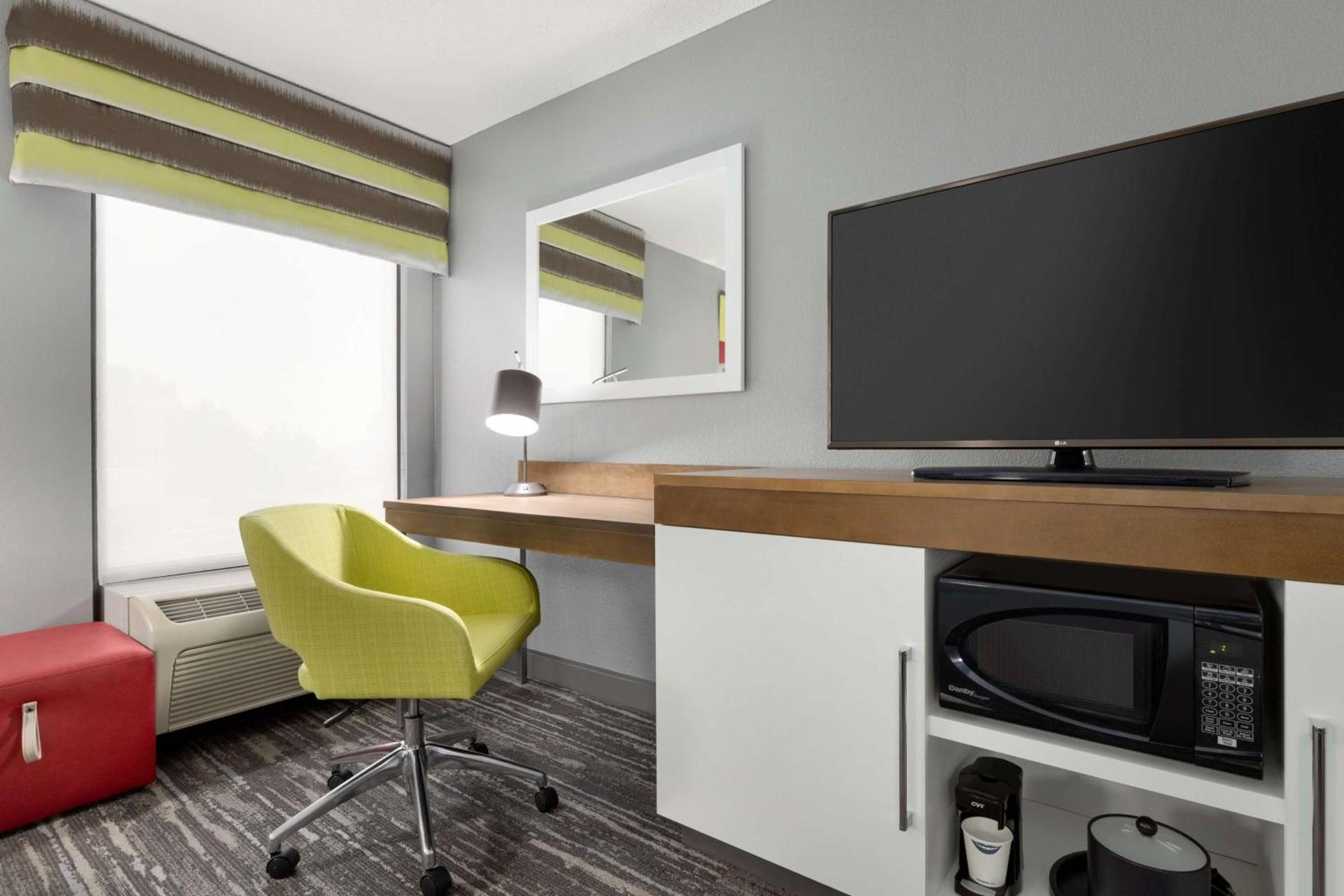 Hampton Inn Greenville-Simpsonville photo 24