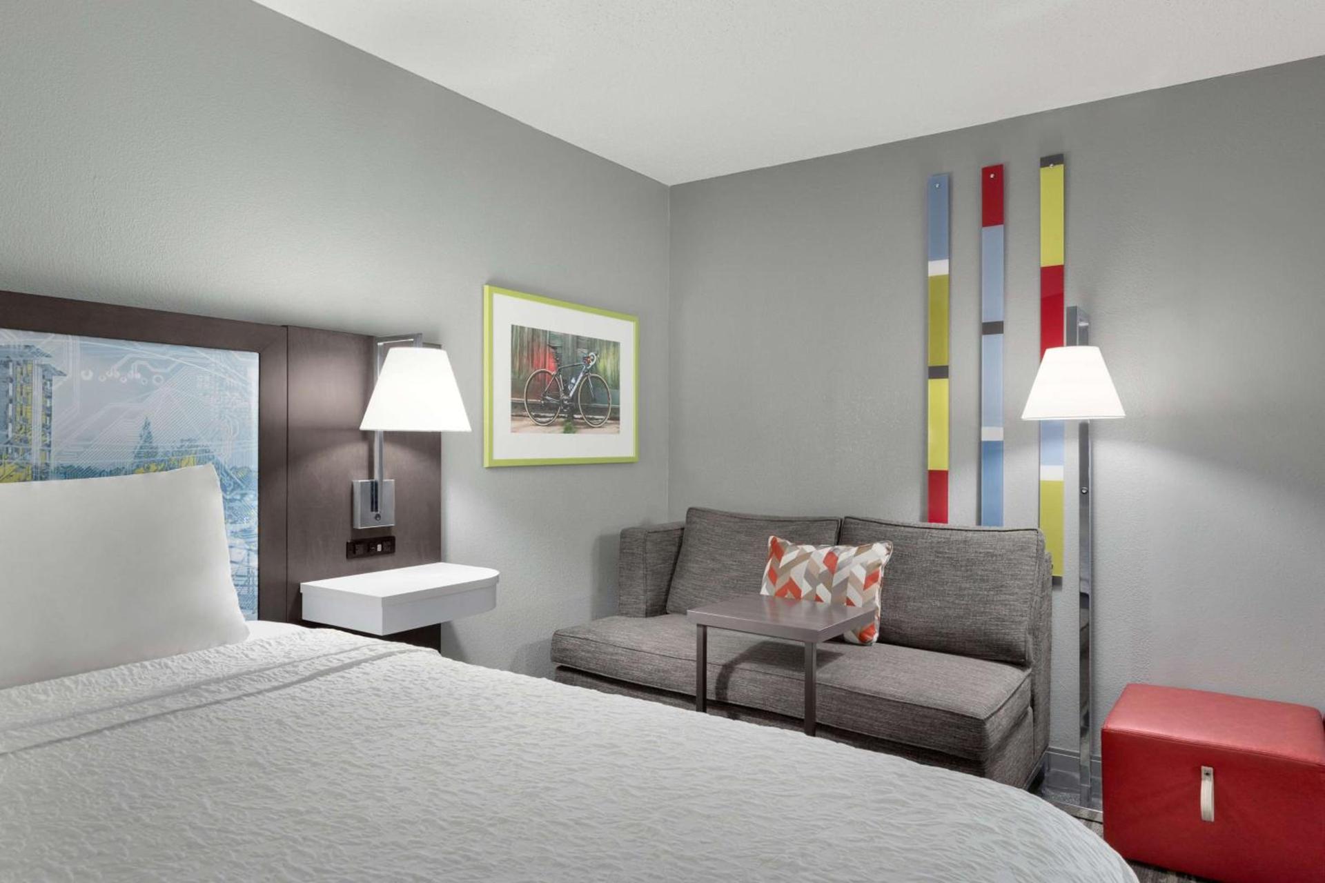 Hampton Inn Greenville-Simpsonville photo 30
