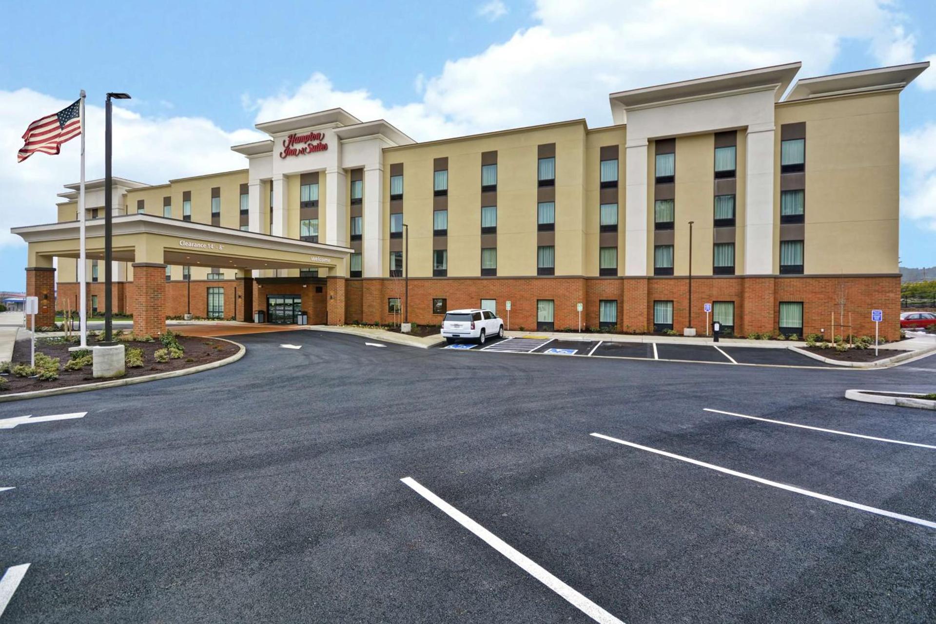 Hampton Inn & Suites Grants Pass photo 2