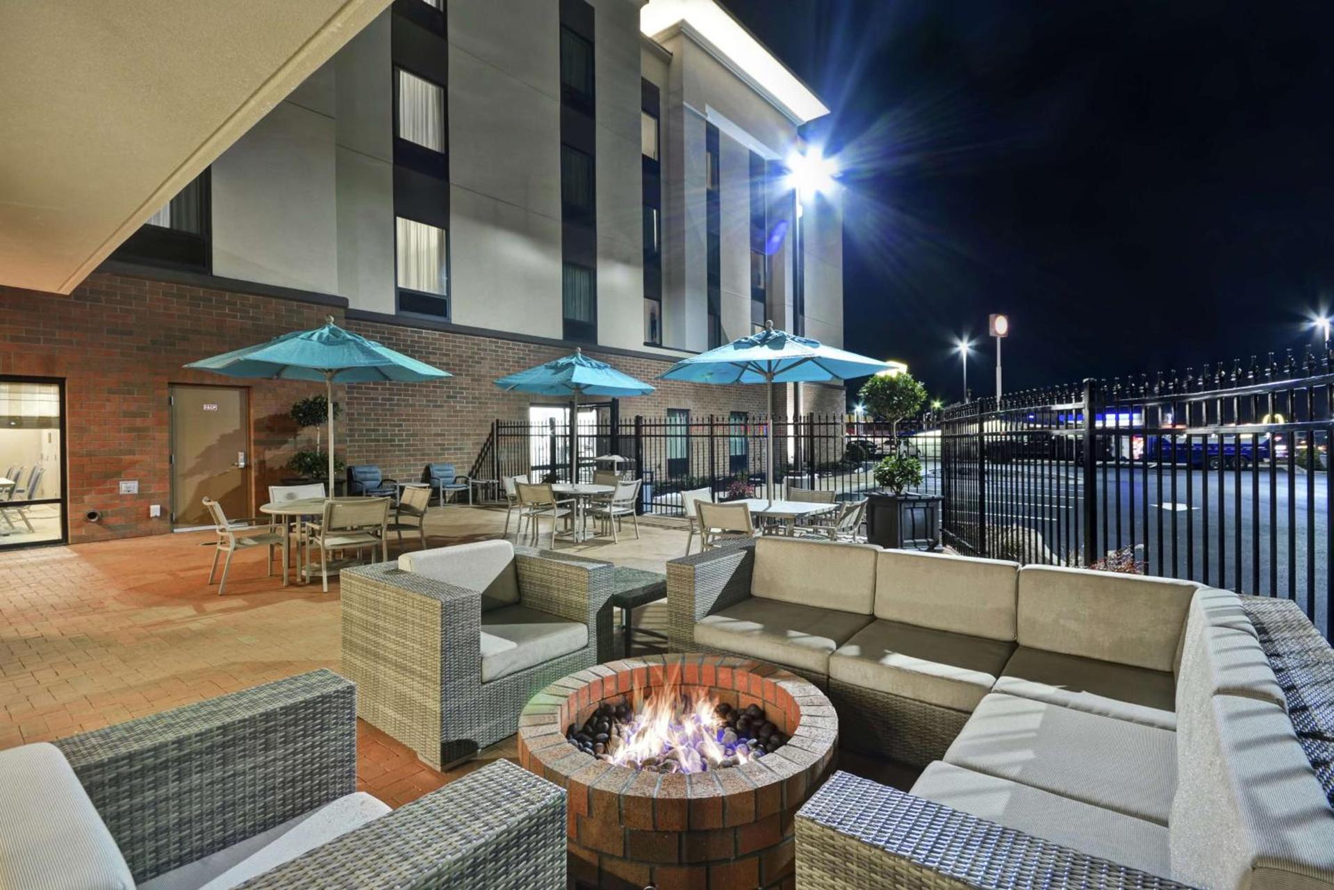 Hampton Inn & Suites Grants Pass photo 3