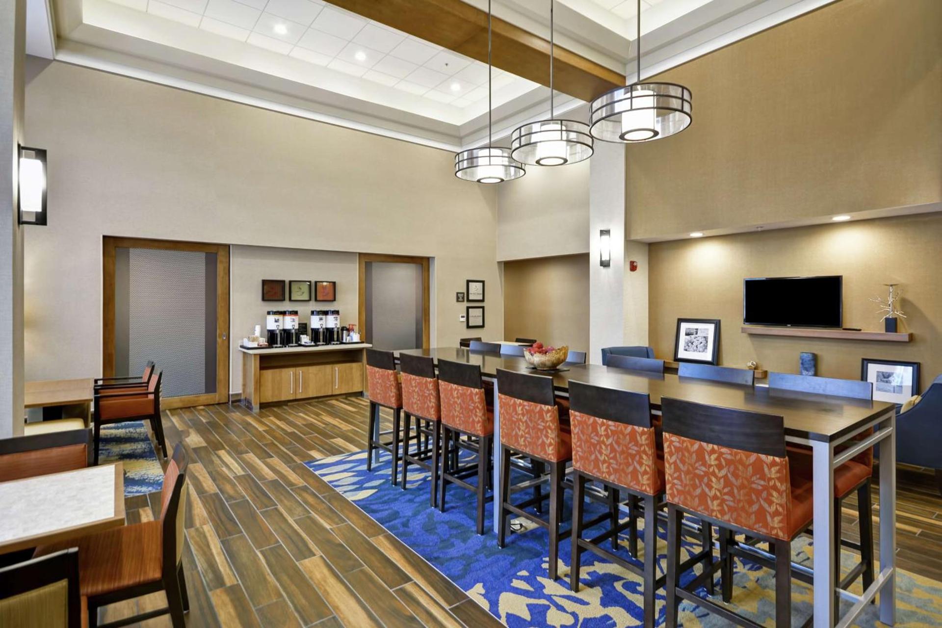 Hampton Inn & Suites Grants Pass photo 9