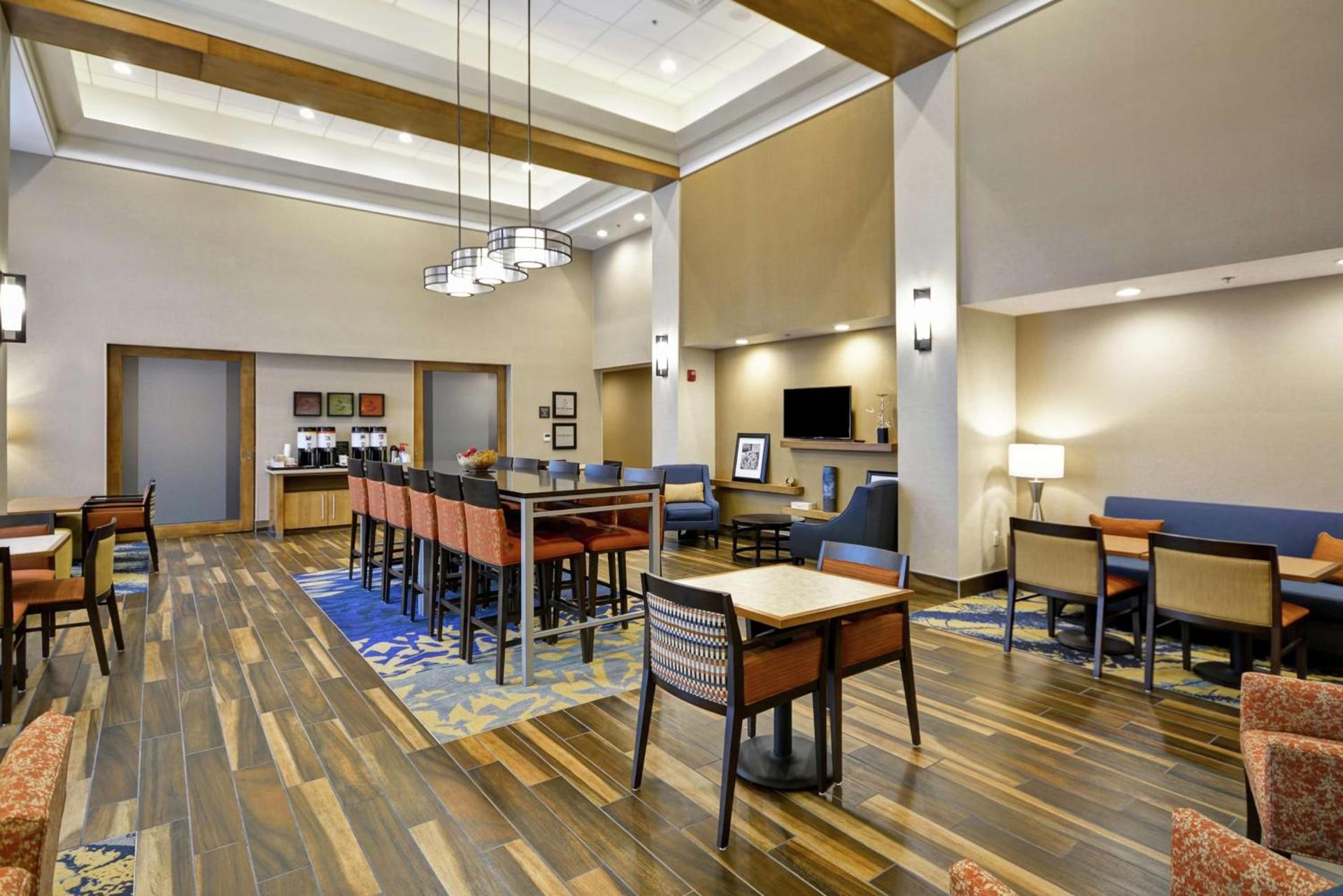 Hampton Inn & Suites Grants Pass photo 16