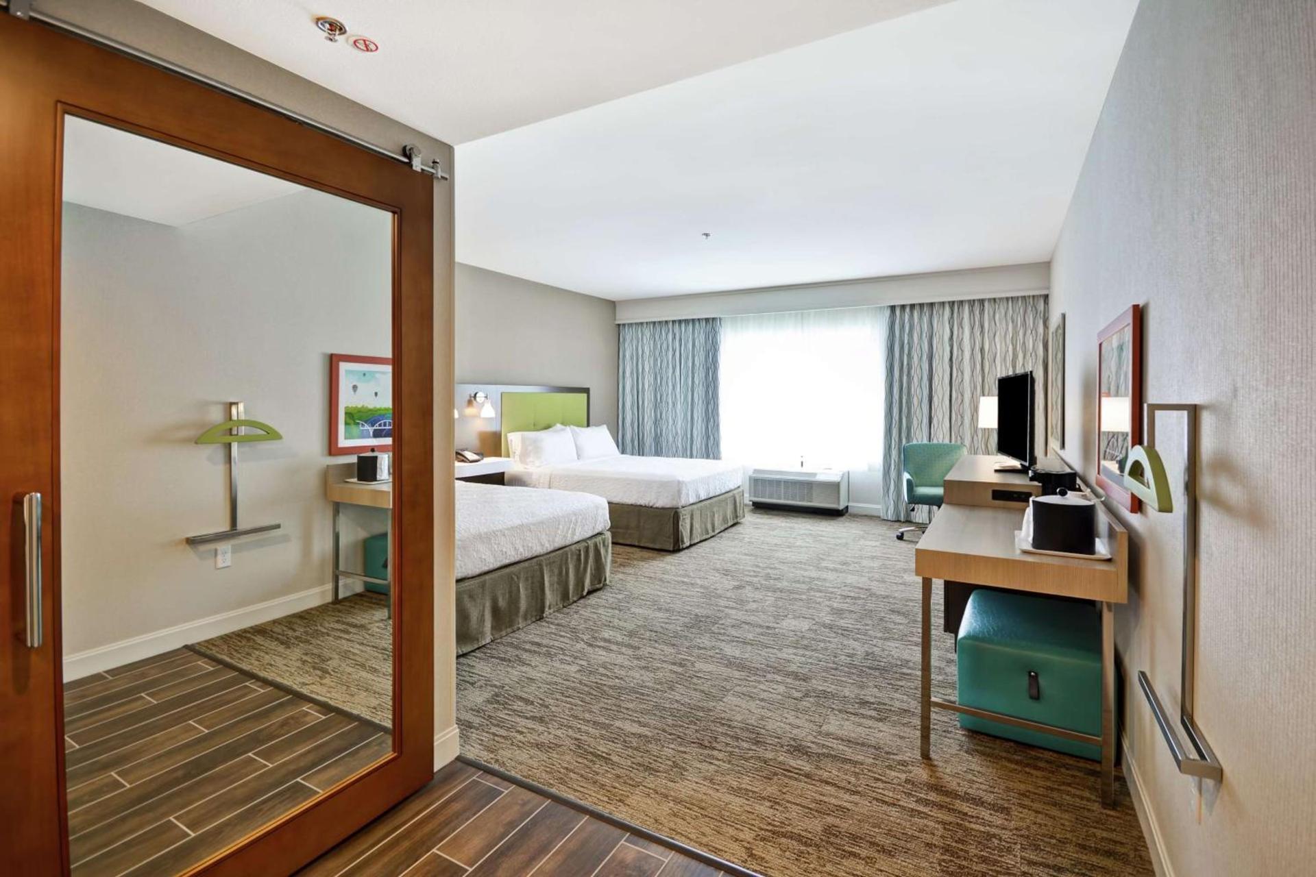 Hampton Inn & Suites Grants Pass photo 28