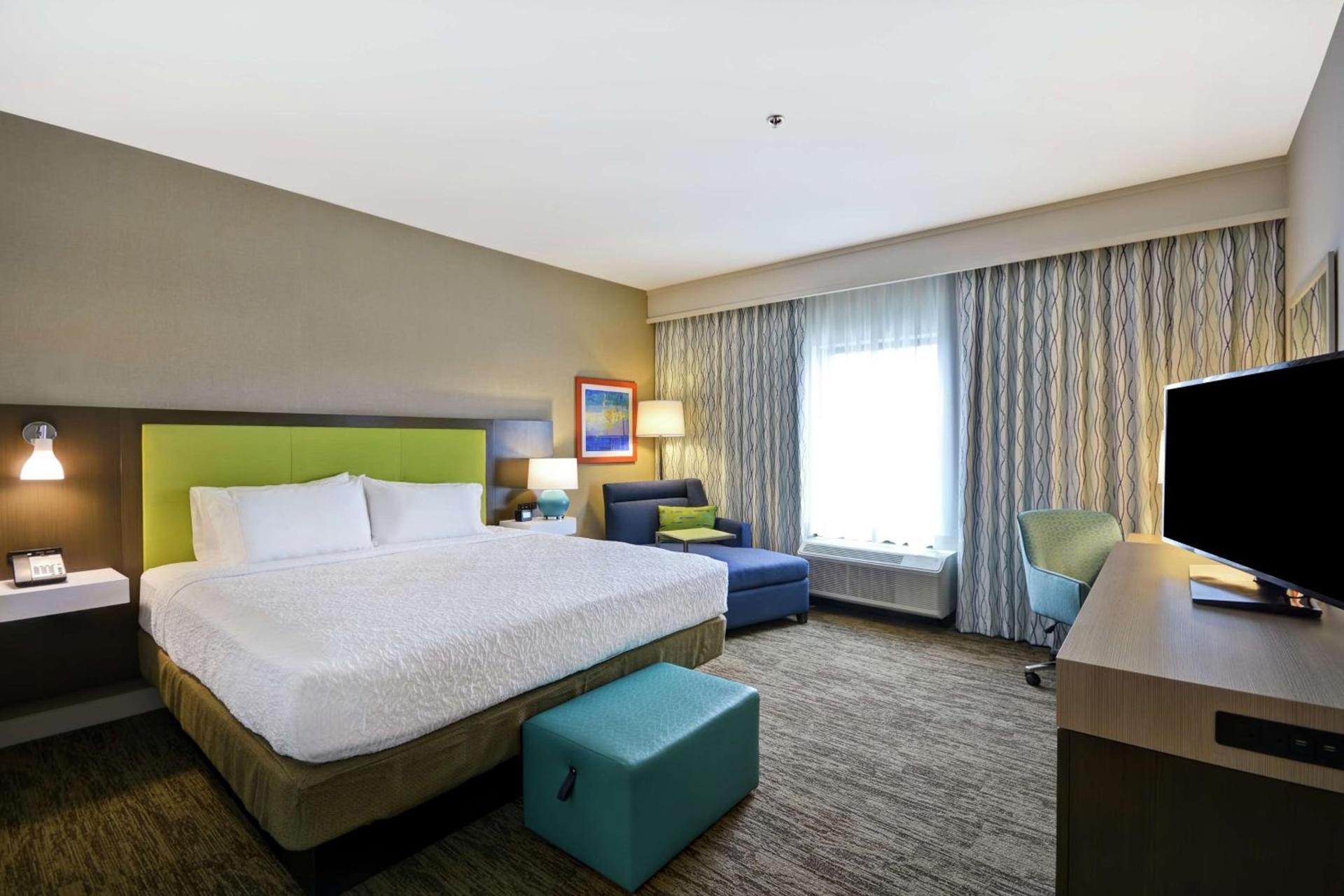 Hampton Inn & Suites Grants Pass photo 36