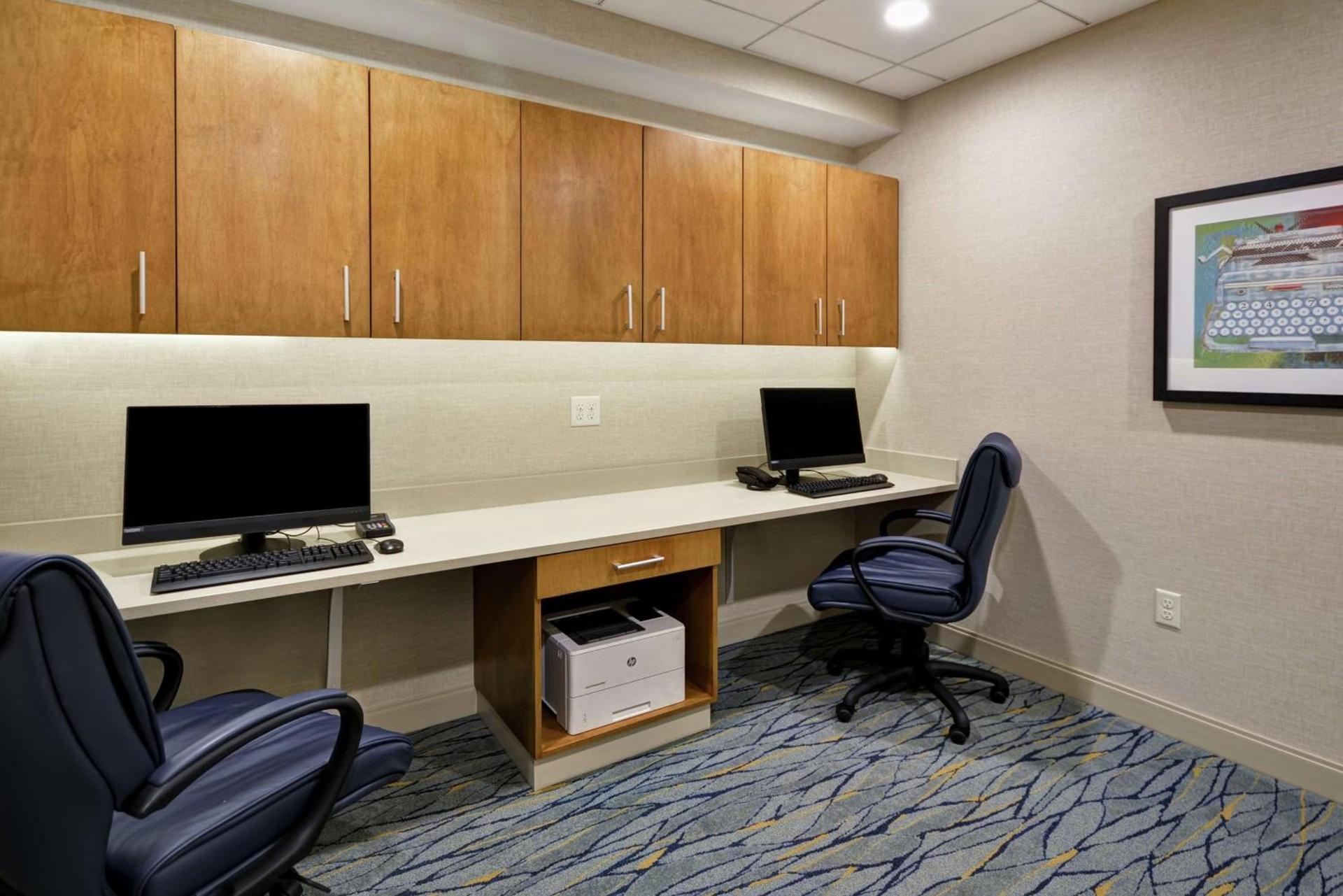 Hampton Inn & Suites Grants Pass photo 43