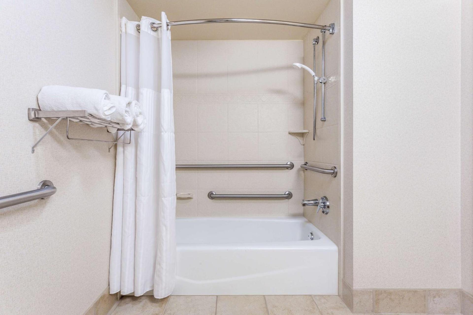 Hilton Garden Inn Gainesville photo 26