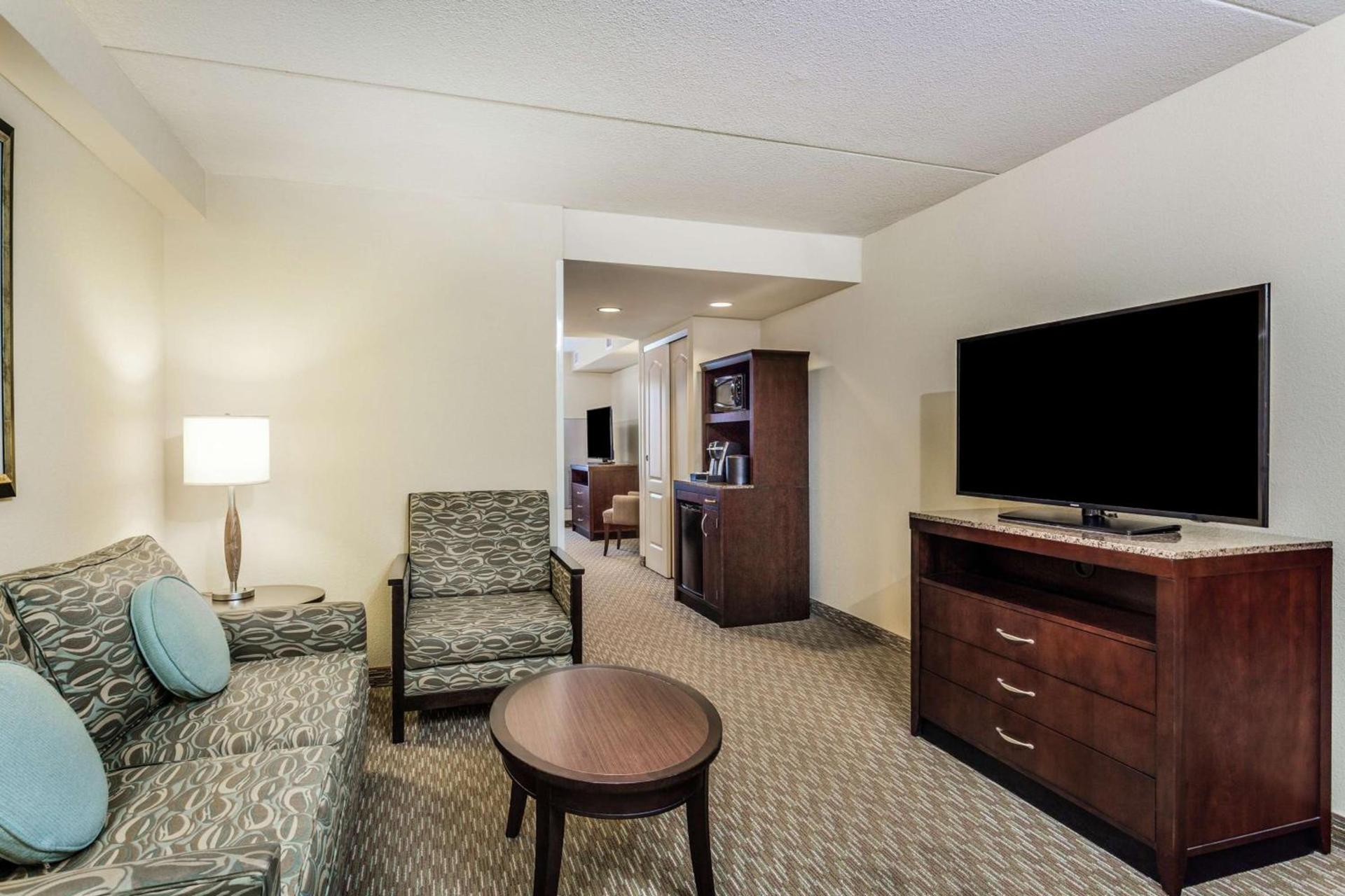 Hilton Garden Inn Gainesville photo 41