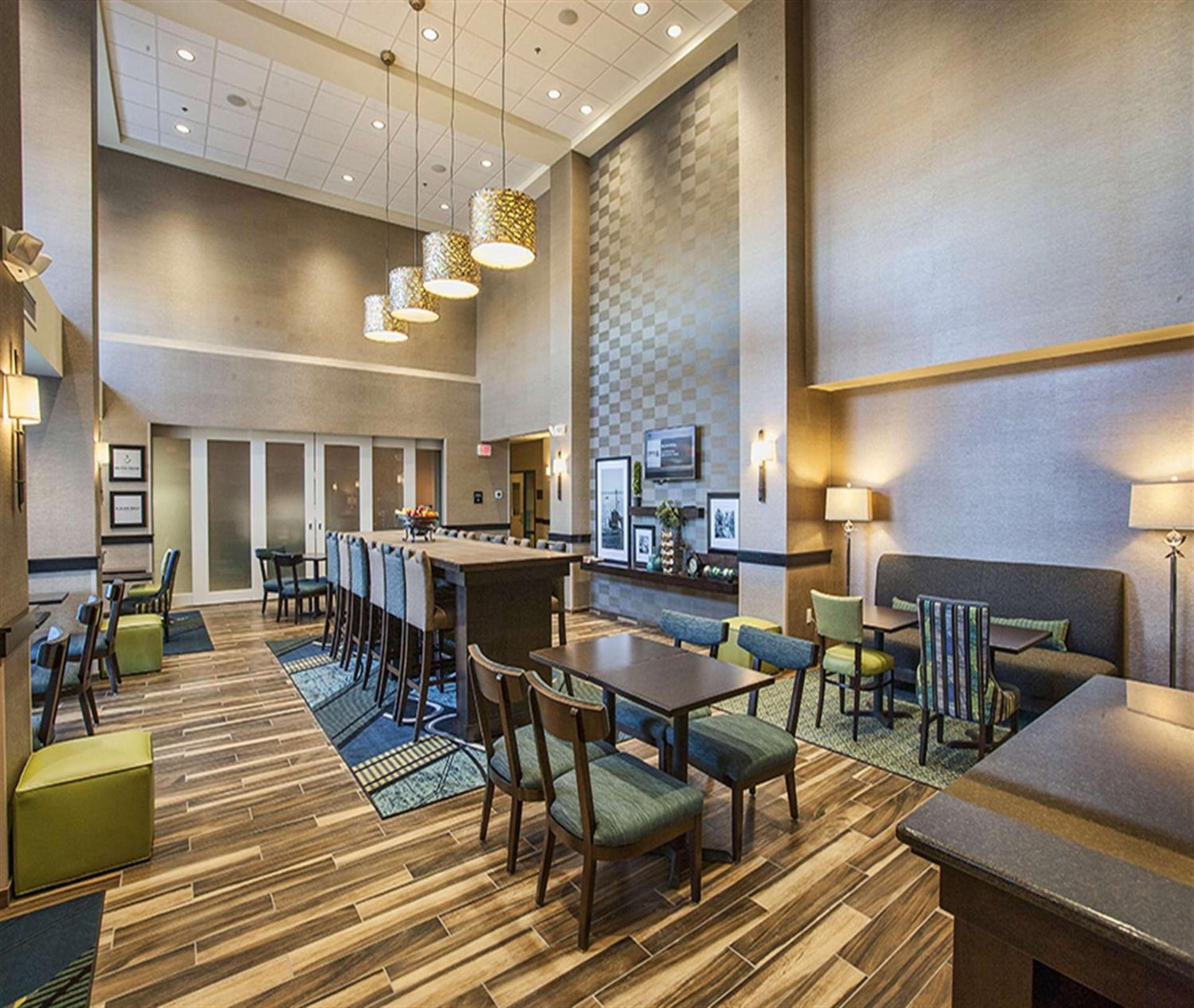 Hampton Inn Hibbing photo 3
