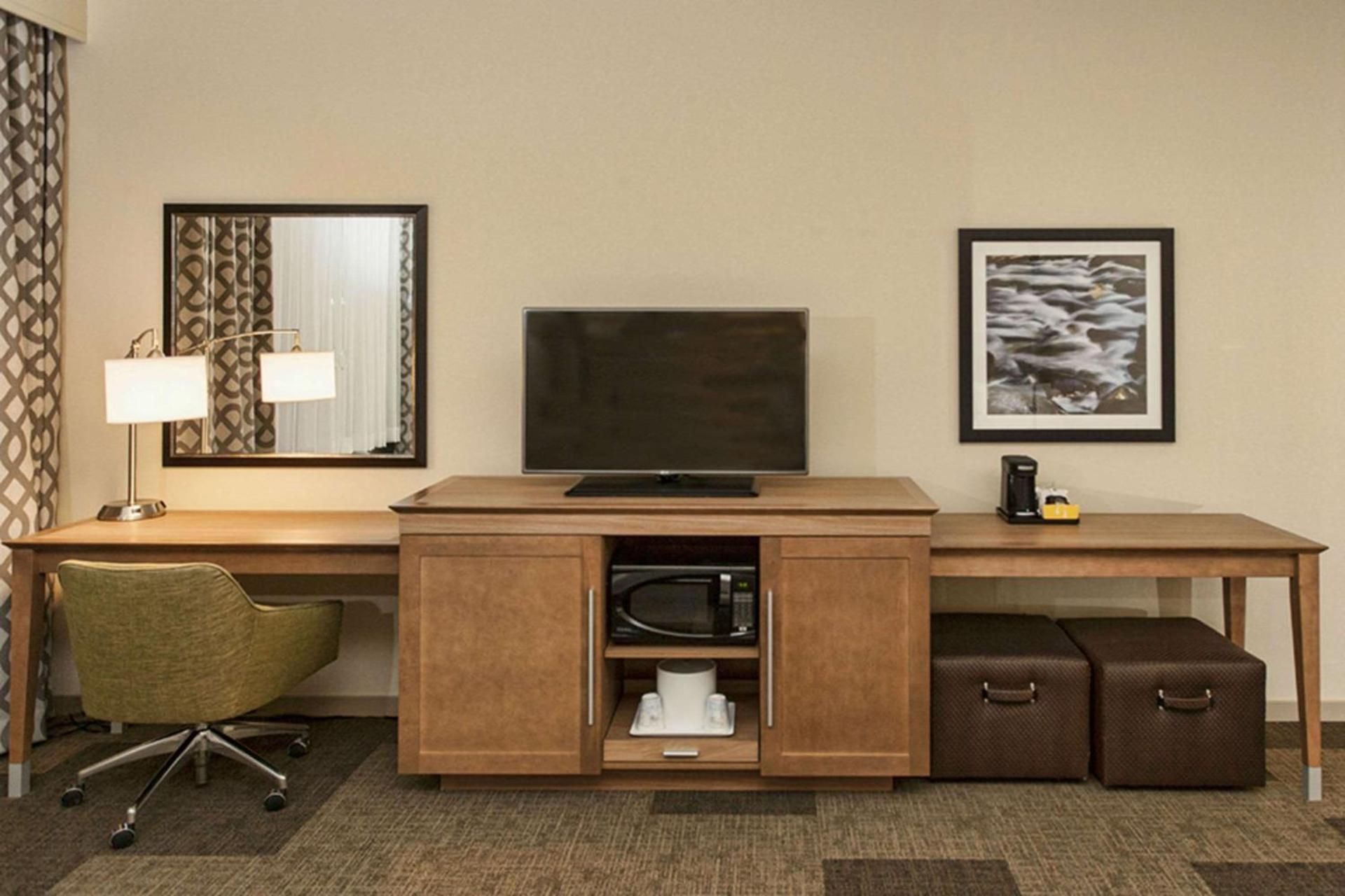 Hampton Inn Hibbing photo 18