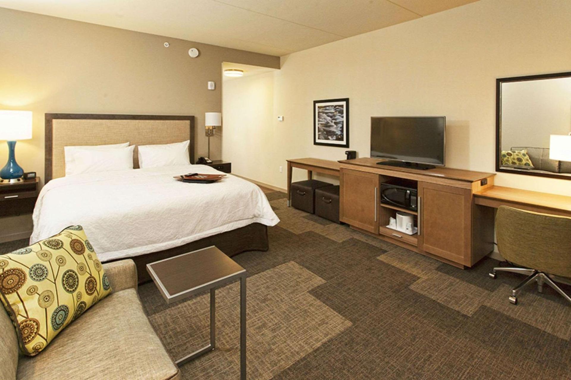 Hampton Inn Hibbing photo 21