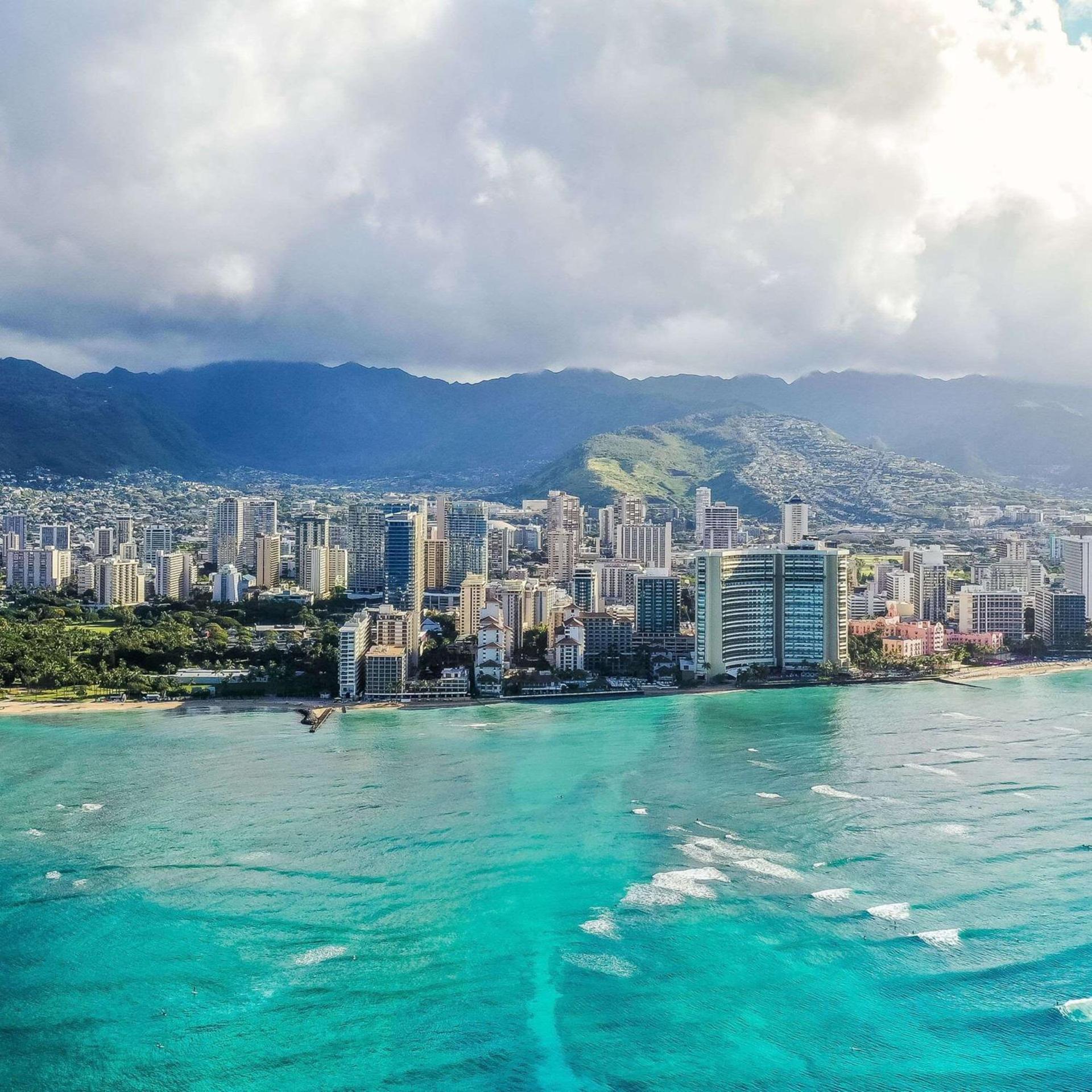 Embassy Suites by Hilton Waikiki Beach Walk photo 4