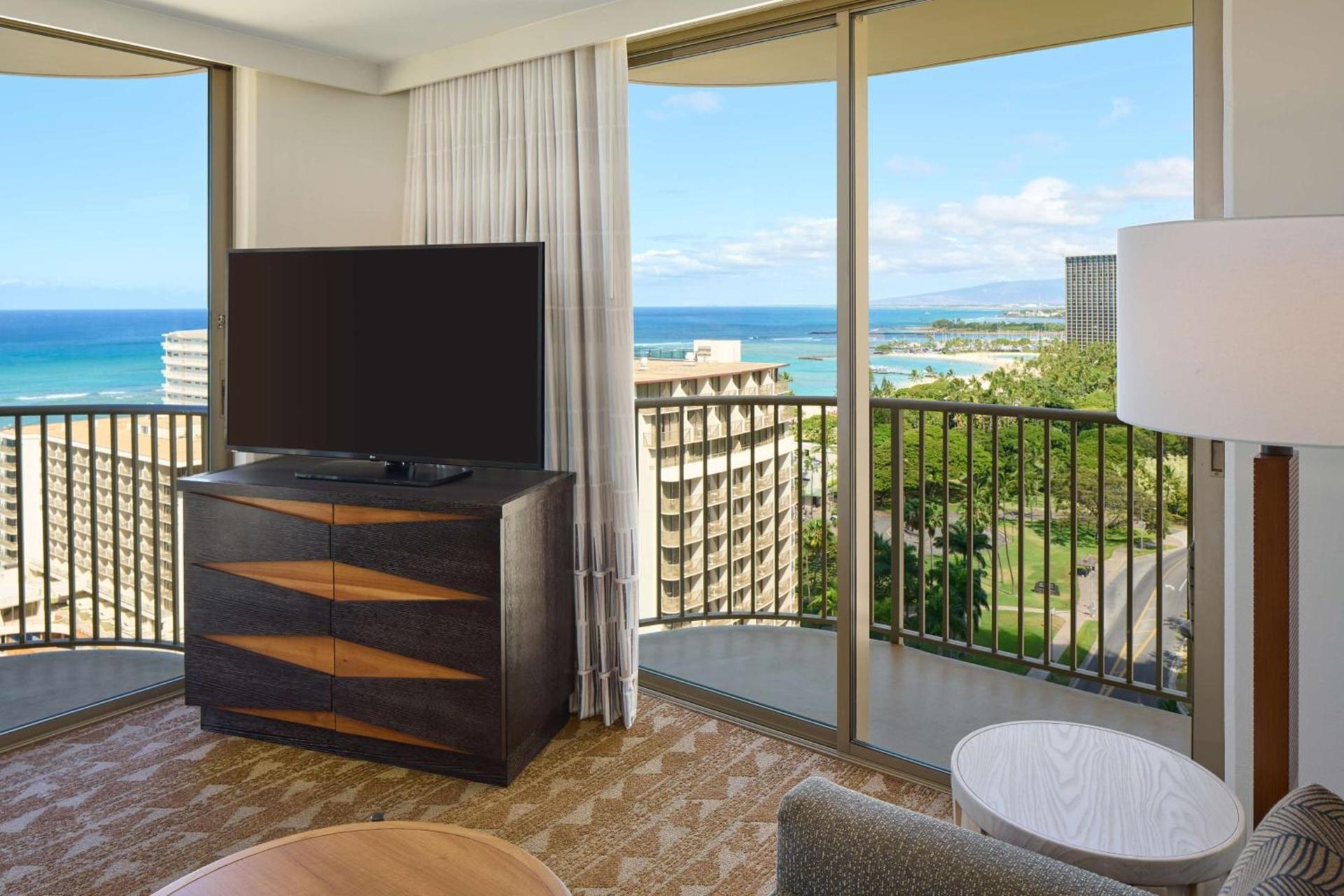 Embassy Suites by Hilton Waikiki Beach Walk photo 11
