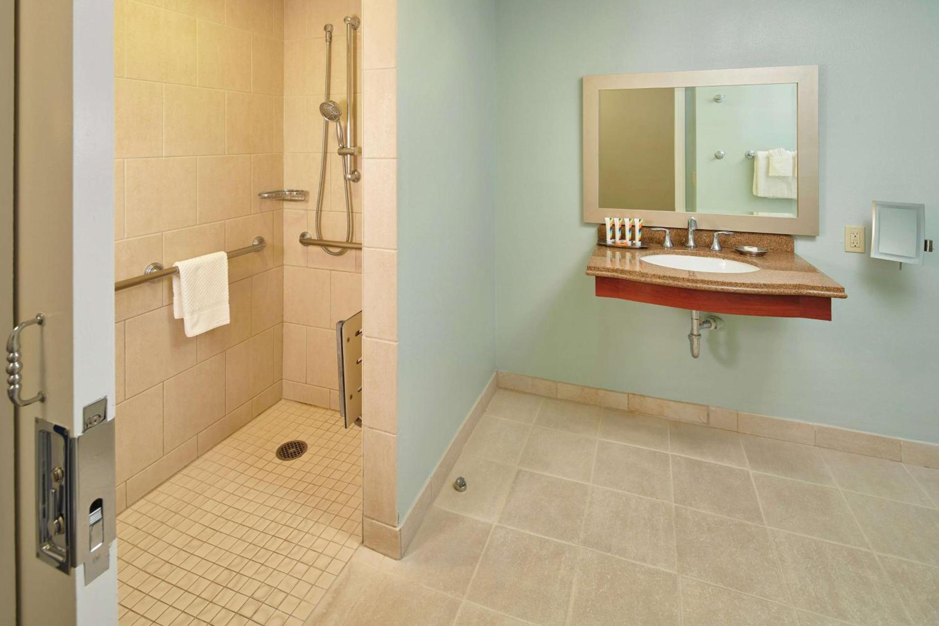 Hilton Grand Vacations Club at Hilton Hawaiian Village photo 27
