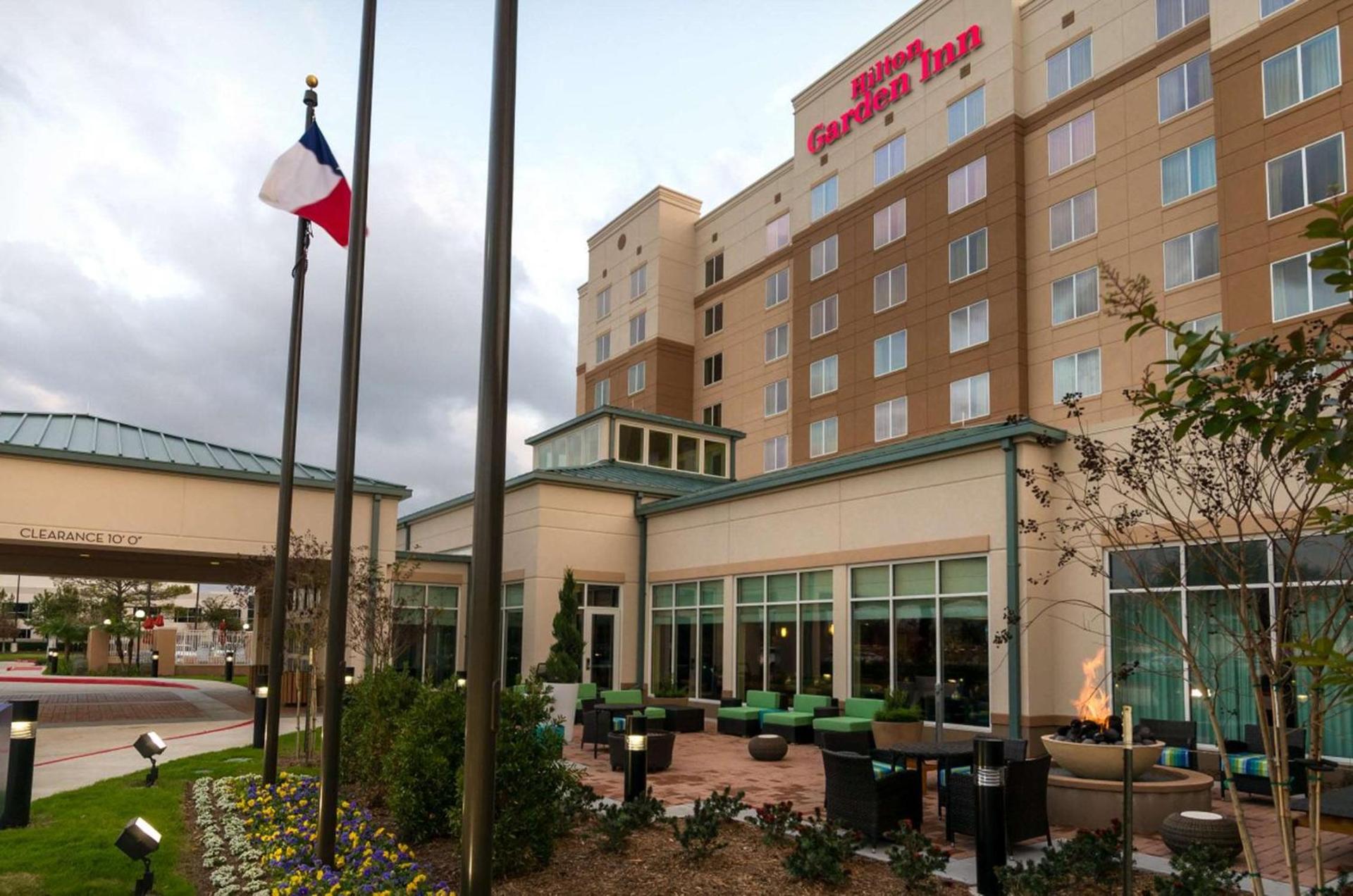 Hilton Garden Inn Houston NW America Plaza photo 2