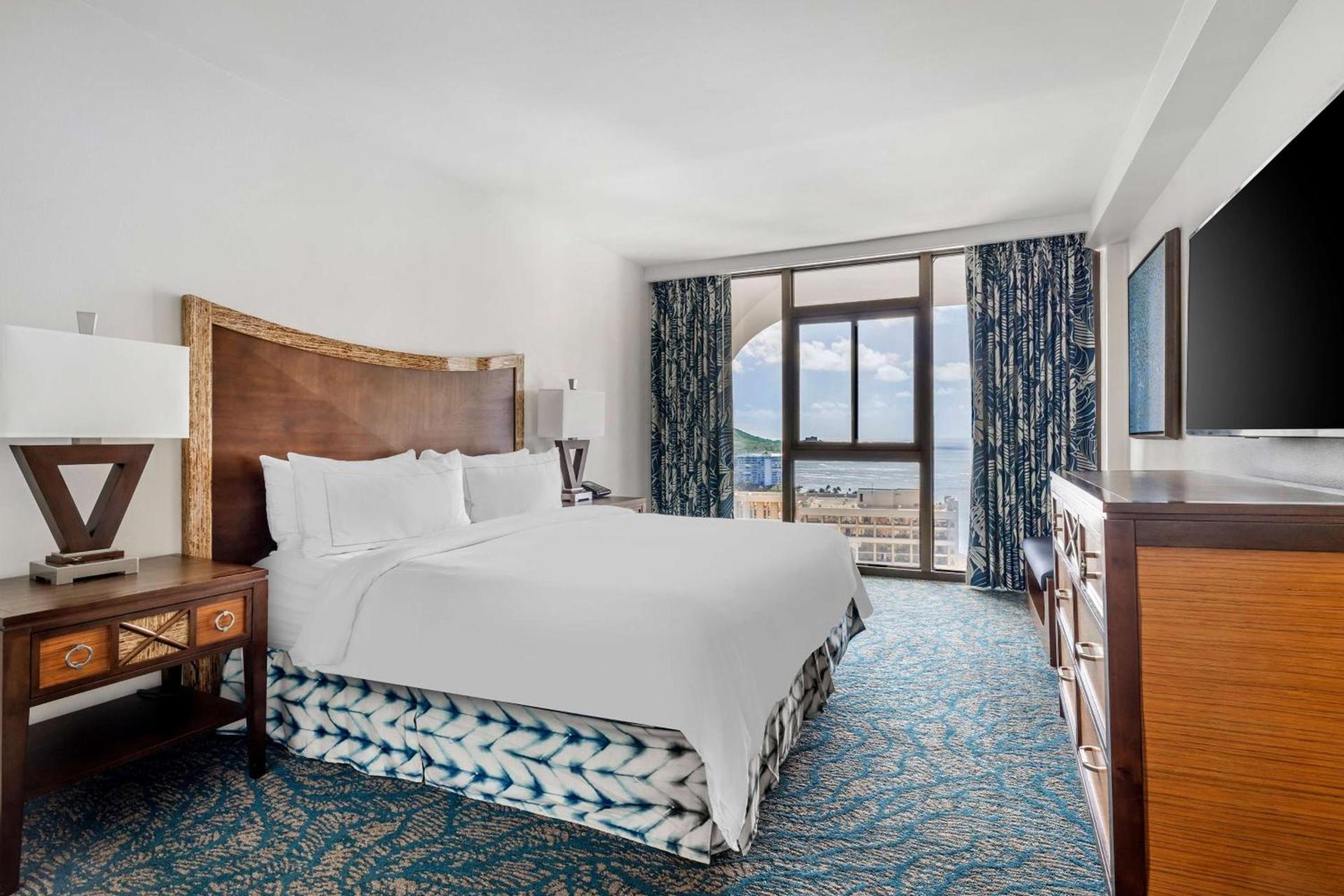 Hilton Grand Vacations Club at Hilton Hawaiian Village photo 60