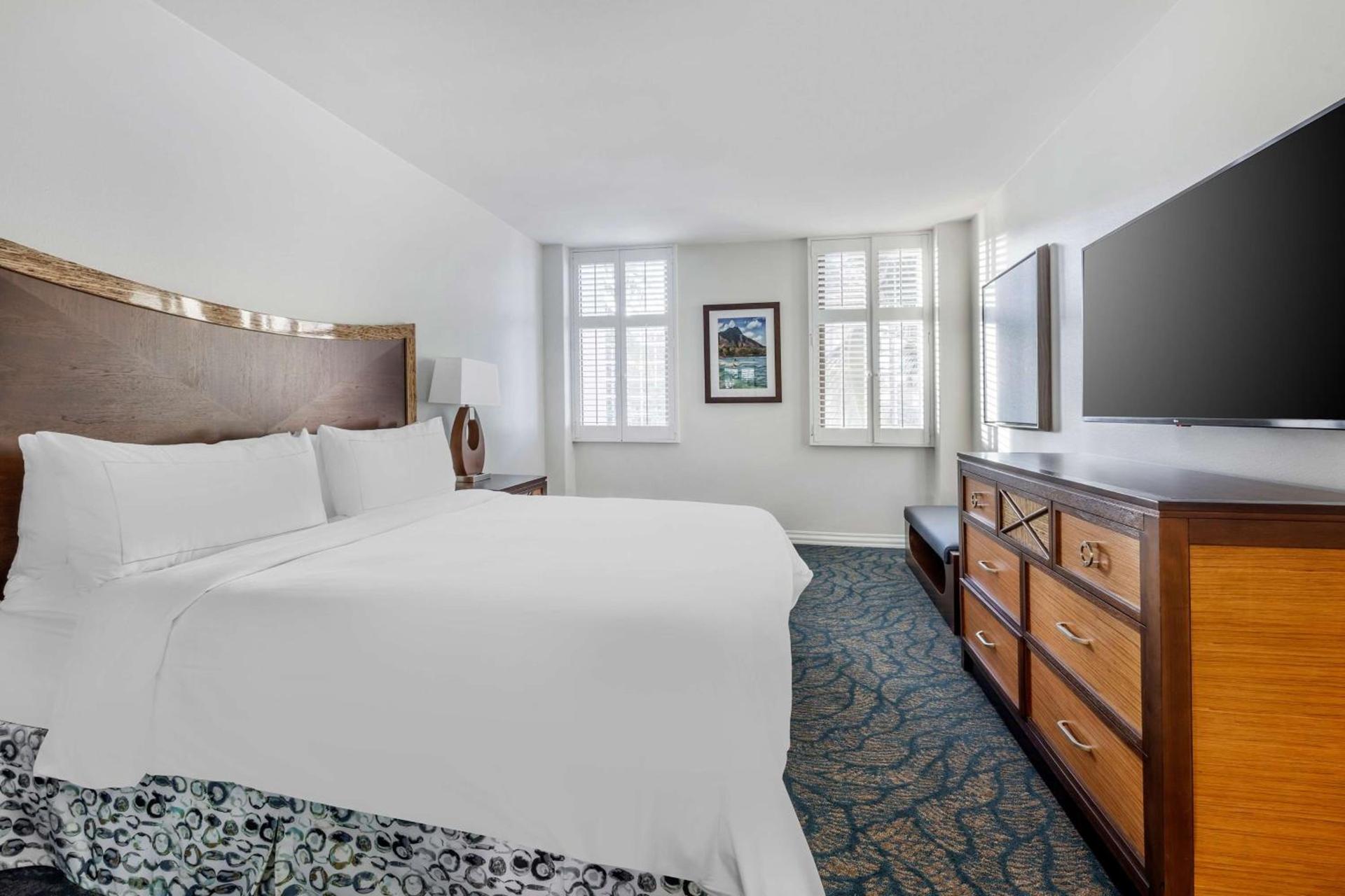 Hilton Grand Vacations Club at Hilton Hawaiian Village photo 75