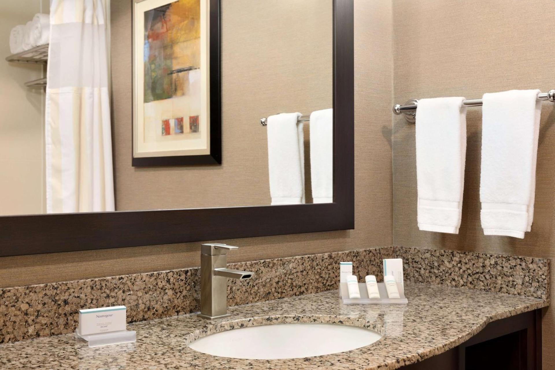 Hilton Garden Inn Houston NW America Plaza photo 22