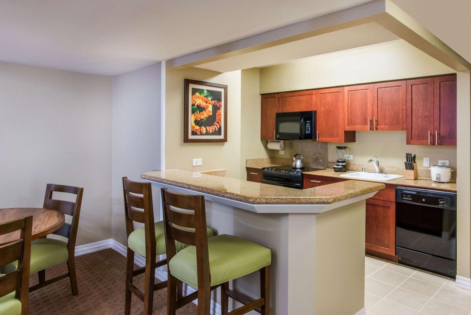 Hilton Grand Vacations Club at Hilton Hawaiian Village photo 91