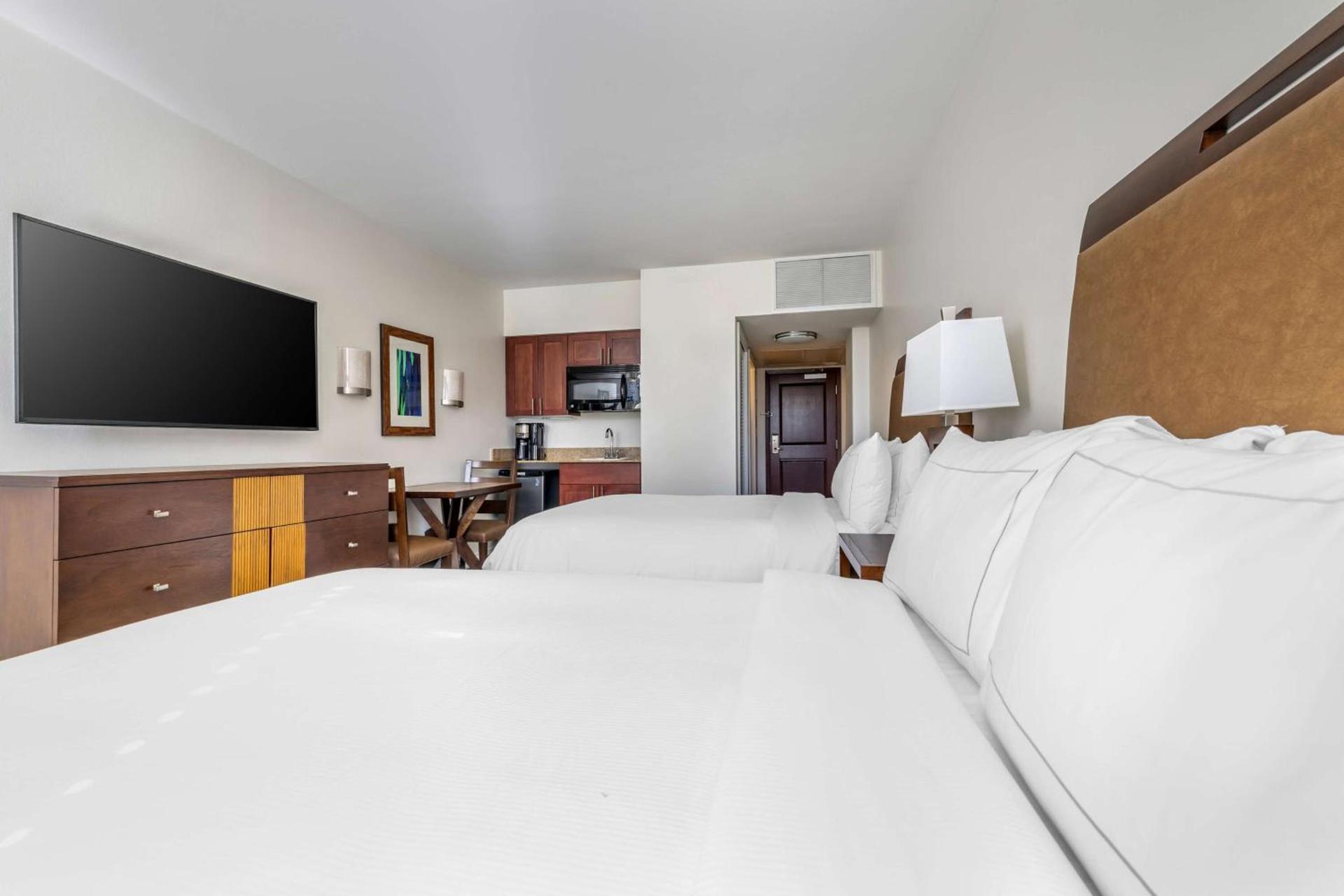 Hilton Grand Vacations Club at Hilton Hawaiian Village photo 93