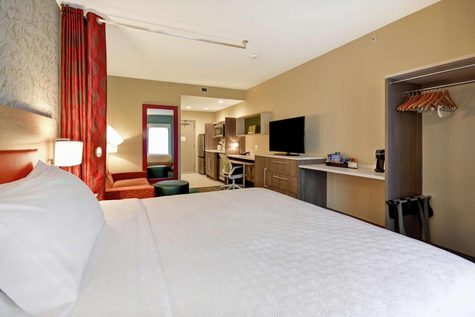Home2 Suites At The Galleria photo 20