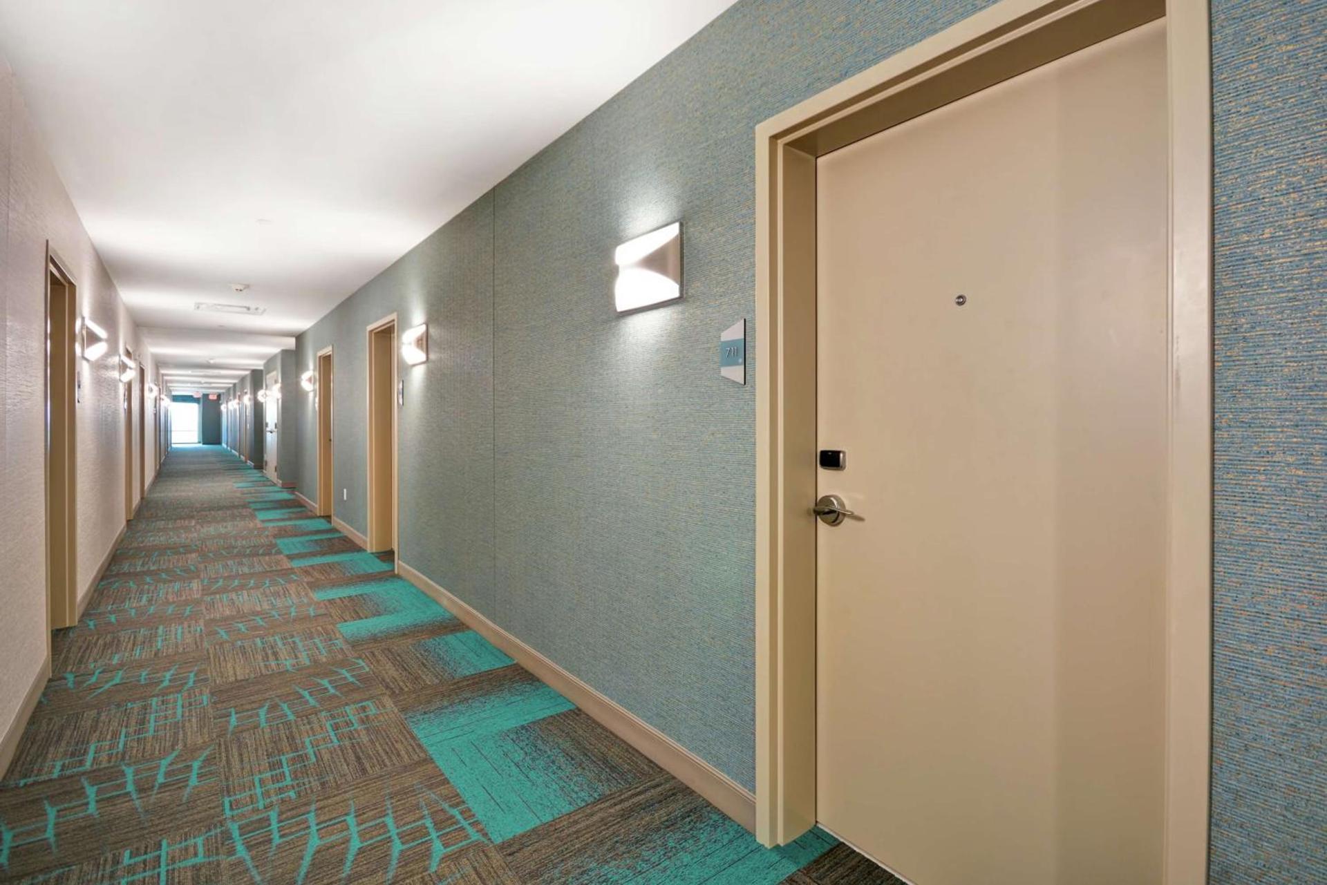 Home2 Suites At The Galleria photo 33