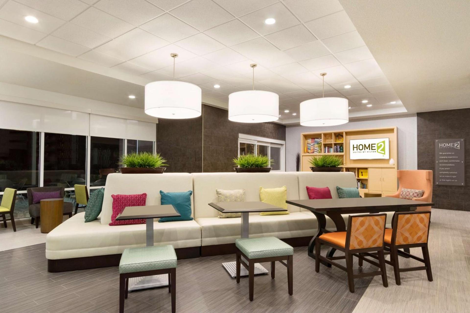 Home2 Suites by Hilton Houston Stafford - Sugar Land photo 7