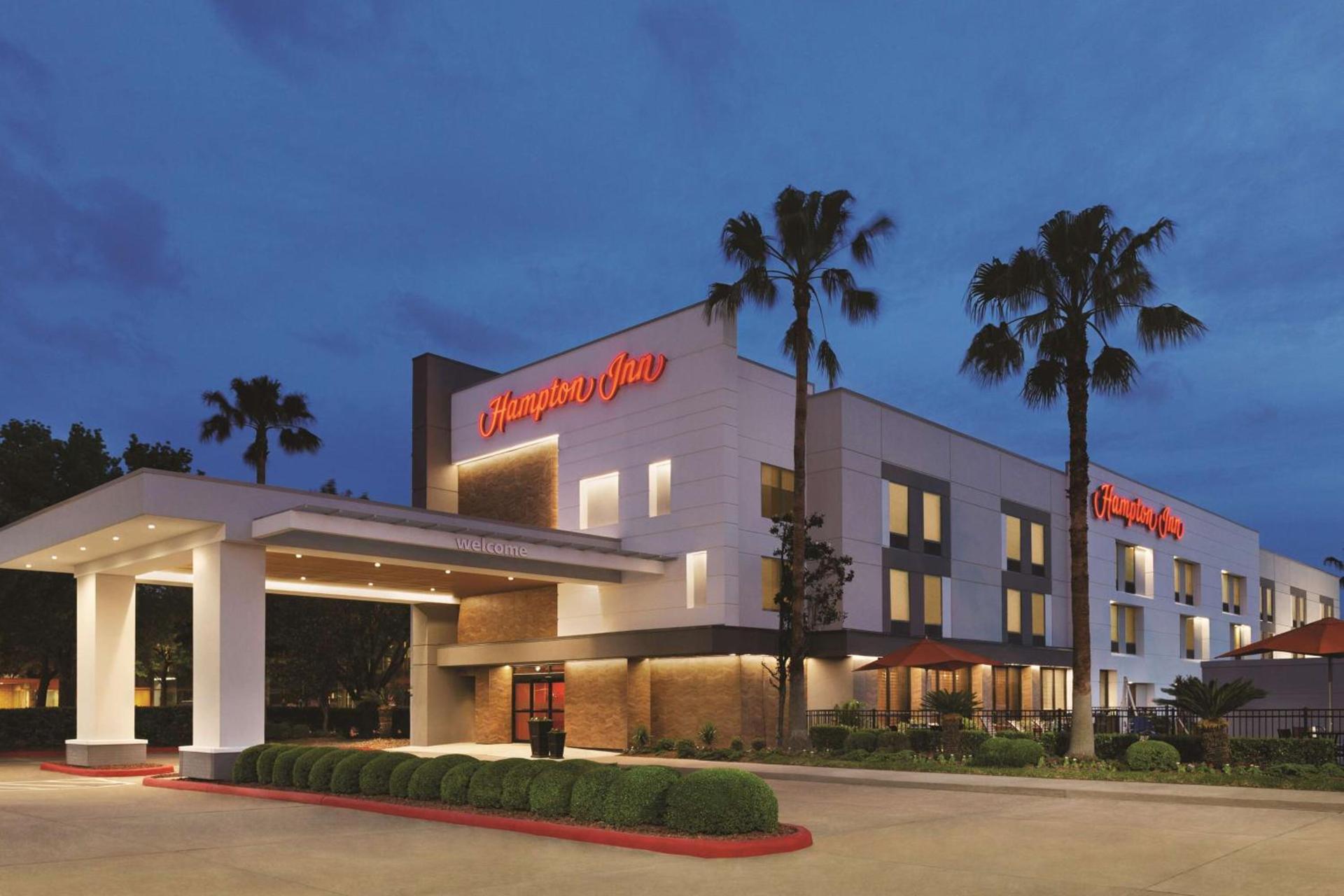 Hampton Inn - Houston/Brookhollow photo 3