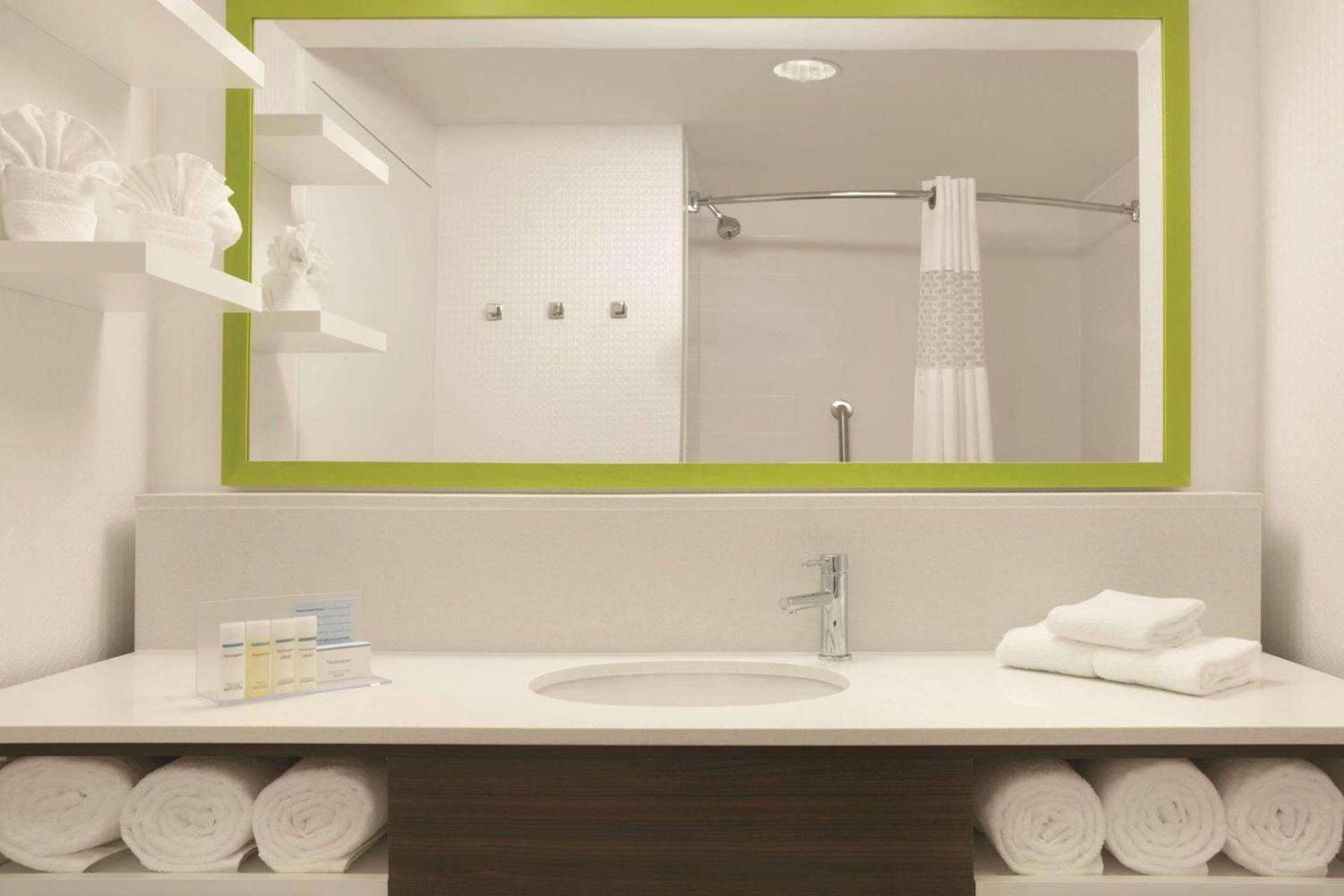Hampton Inn - Houston/Brookhollow photo 22