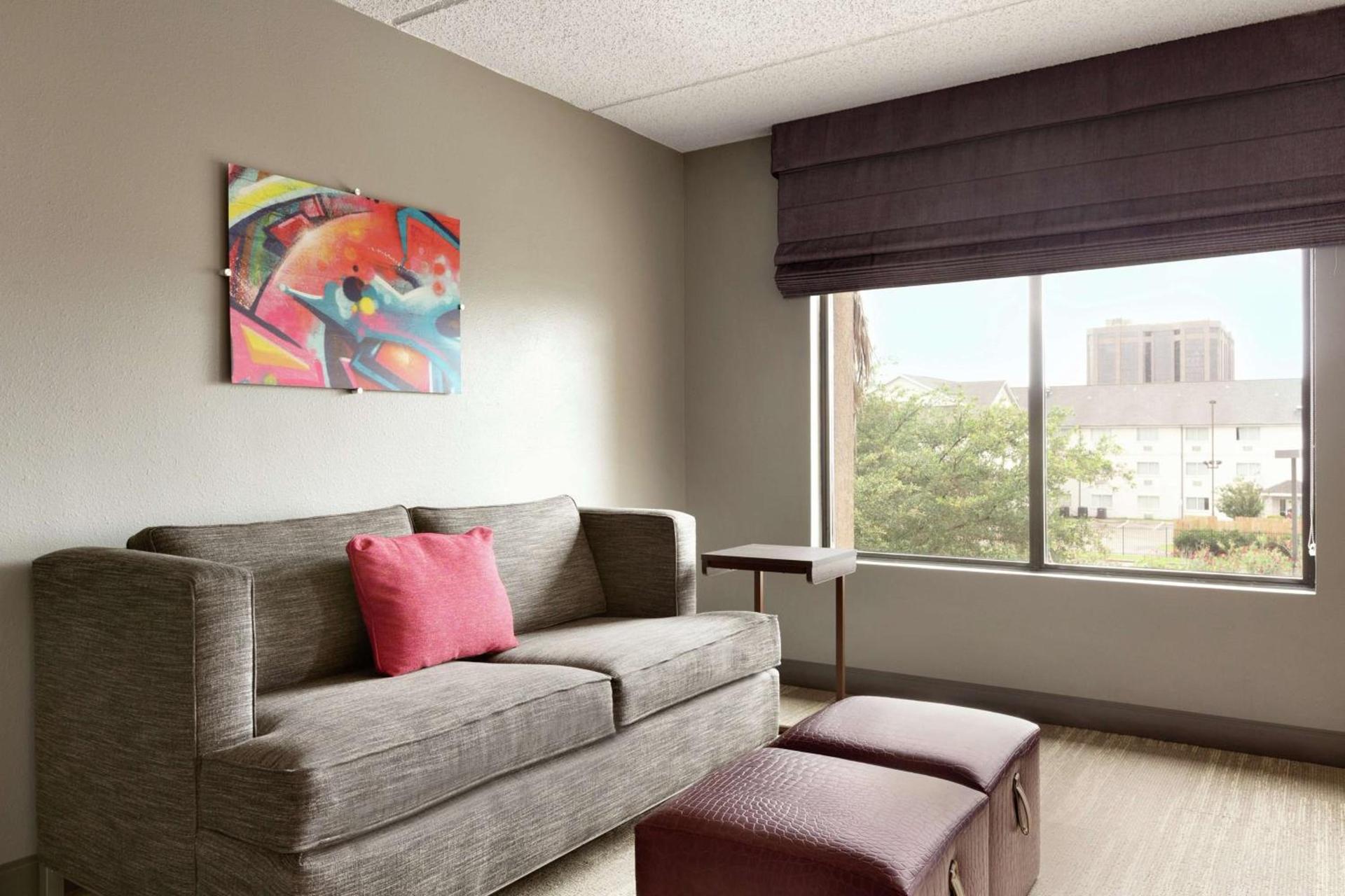 Hampton Inn - Houston/Brookhollow photo 27