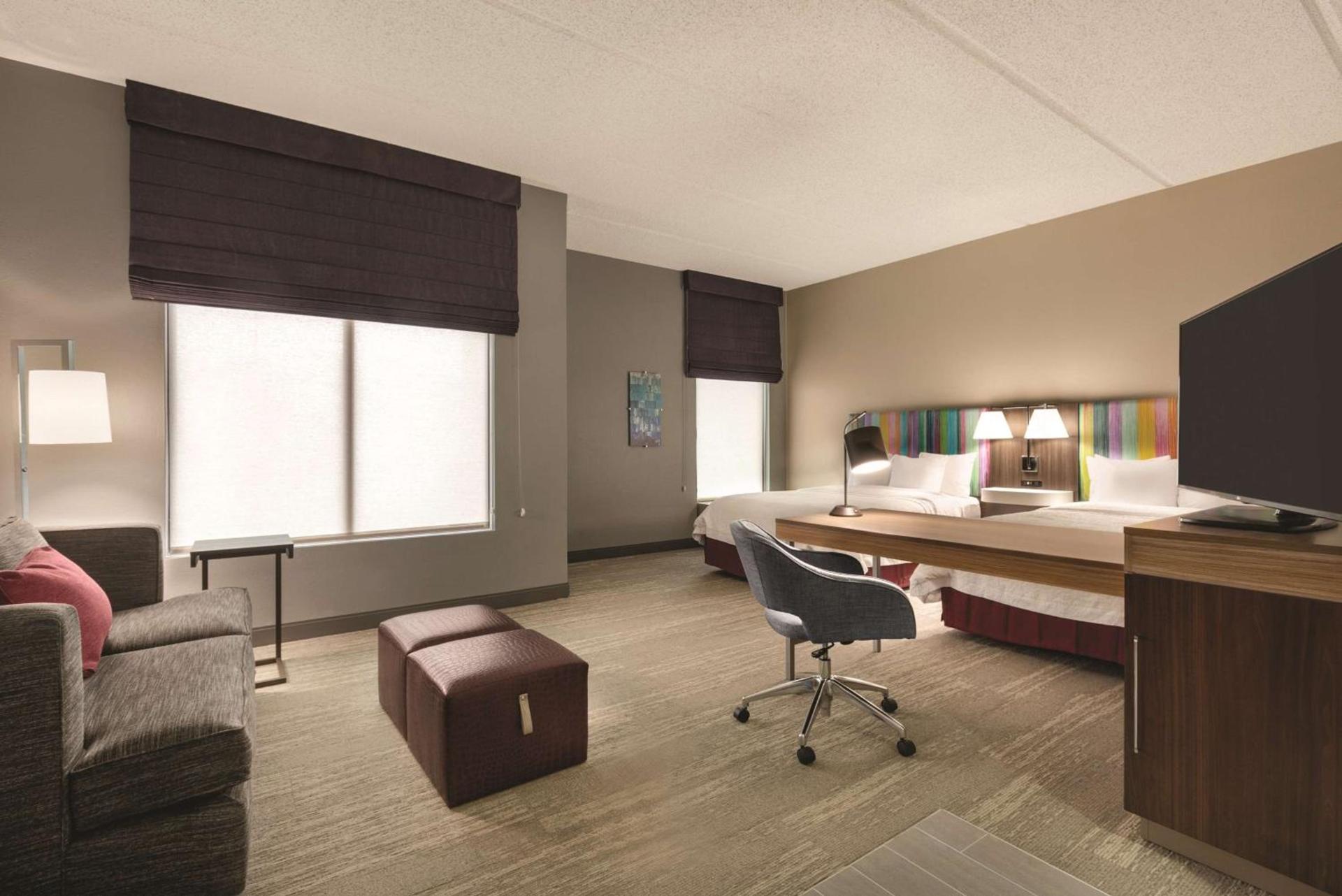 Hampton Inn - Houston/Brookhollow photo 43