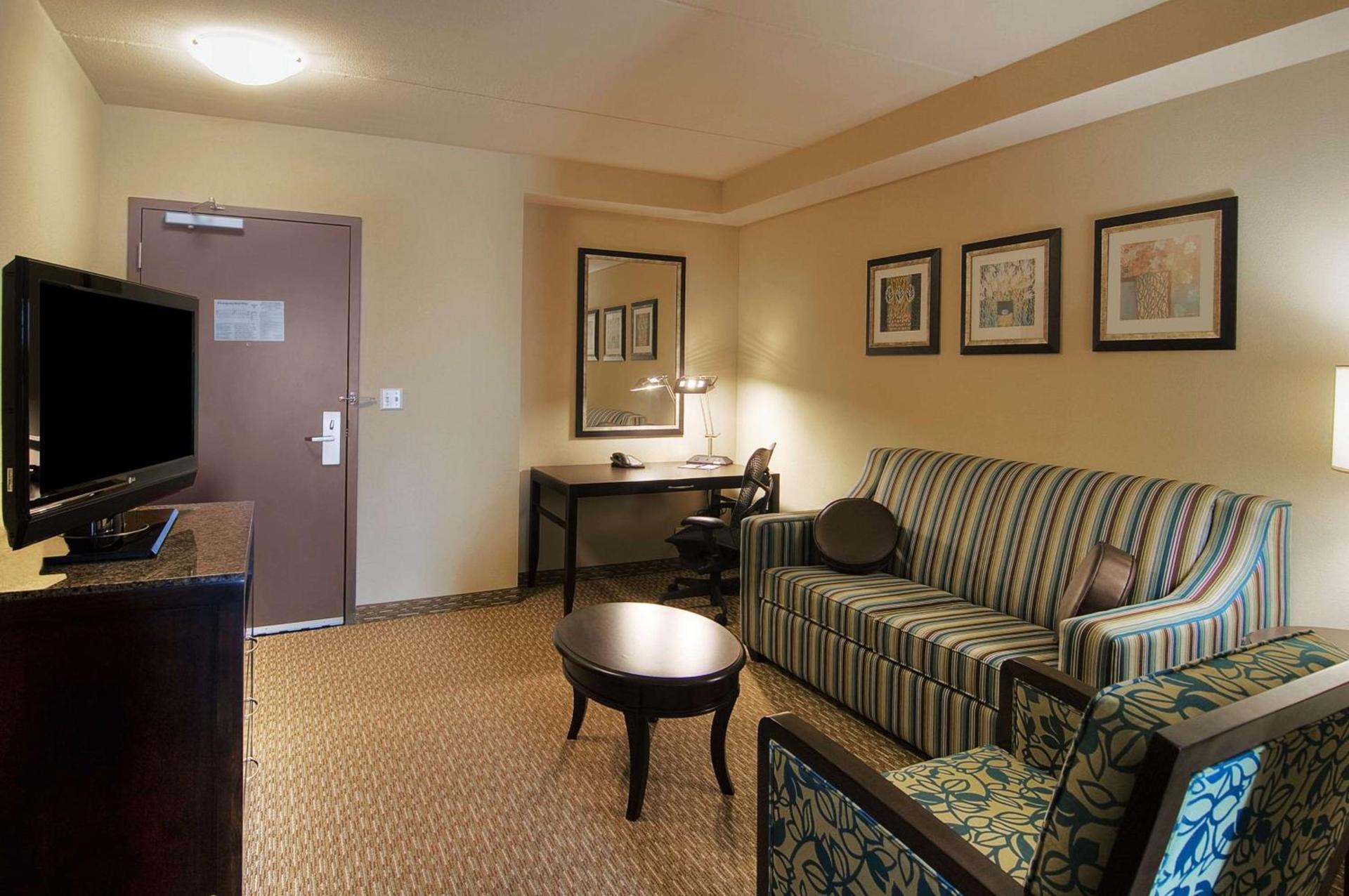 Hilton Garden Inn Houston-Pearland photo 38