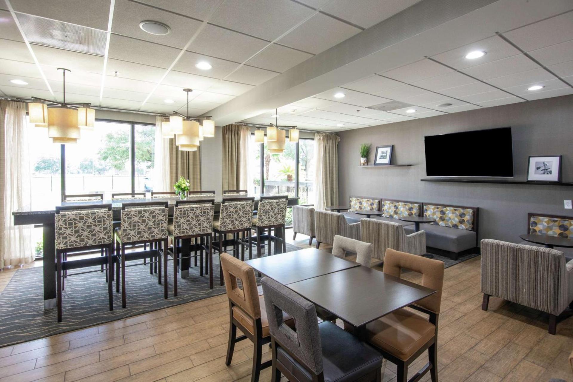 Hampton Inn Houston I-10 West-Energy Corridor photo 8