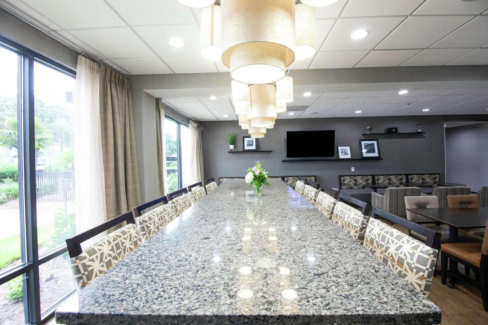 Hampton Inn Houston I-10 West-Energy Corridor photo 5