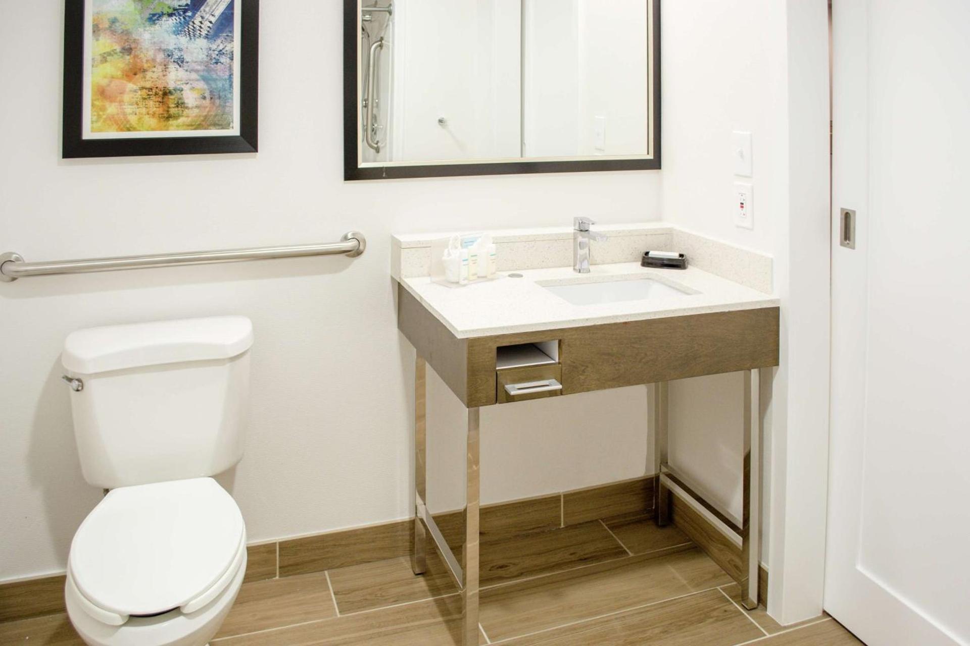 Hampton Inn Houston I-10 West-Energy Corridor photo 3
