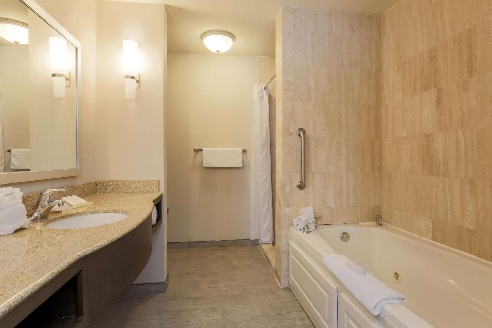 Hilton Garden Inn Nanuet photo 22