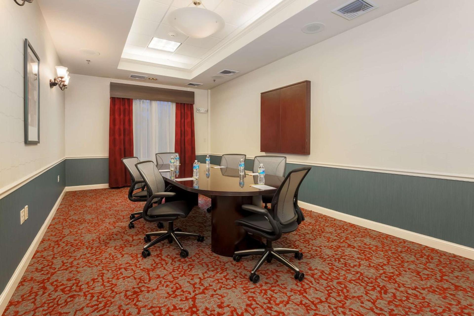 Hilton Garden Inn Nanuet photo 33