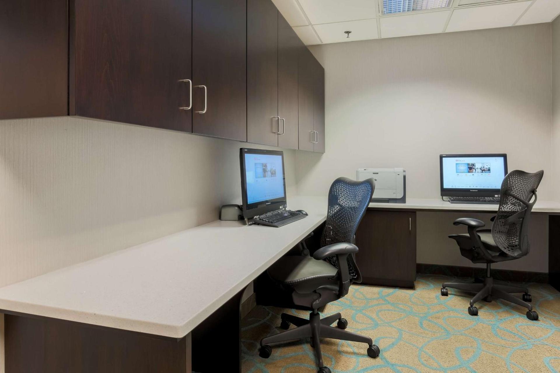 Hilton Garden Inn Nanuet photo 38