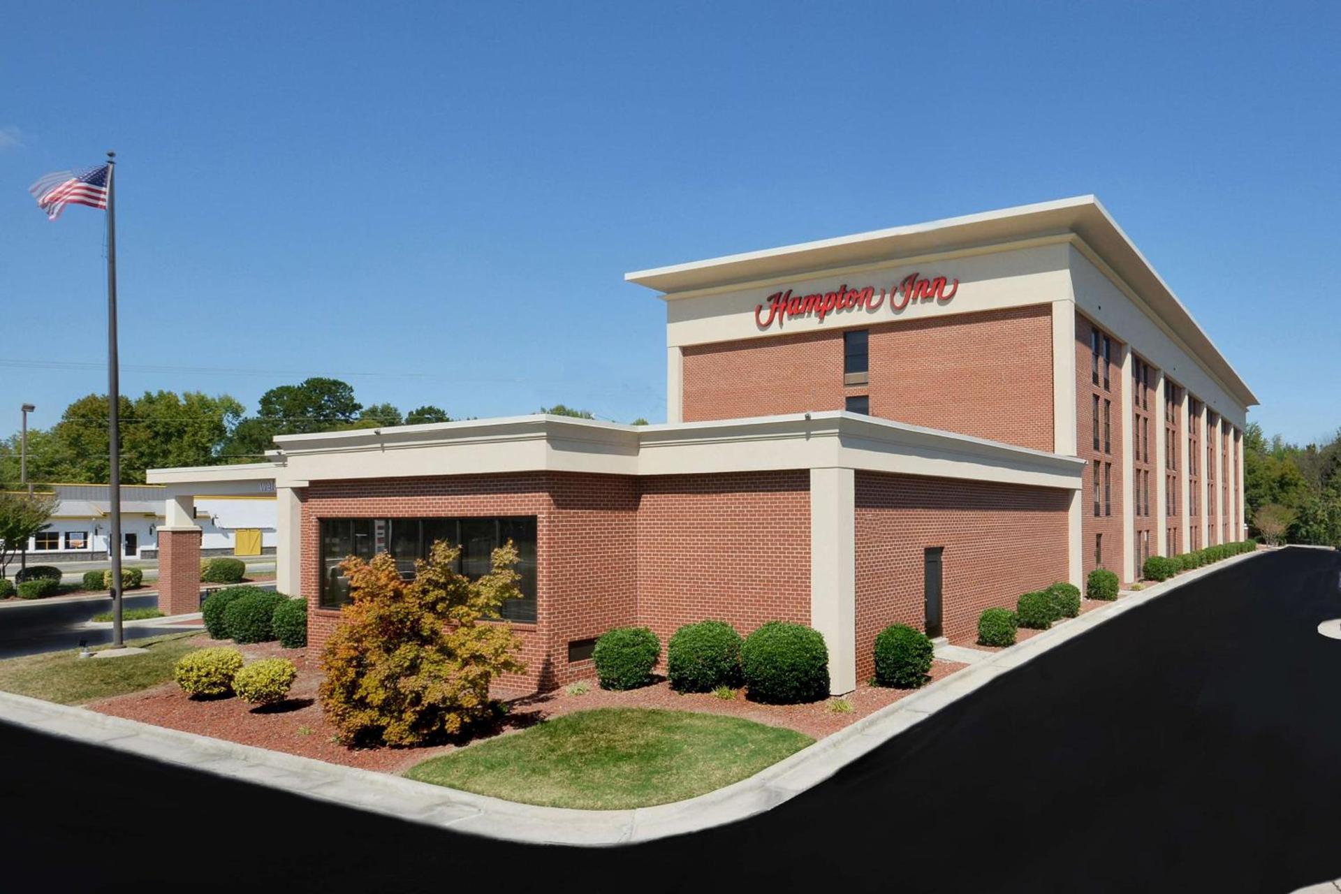 Hampton Inn High Point photo 2