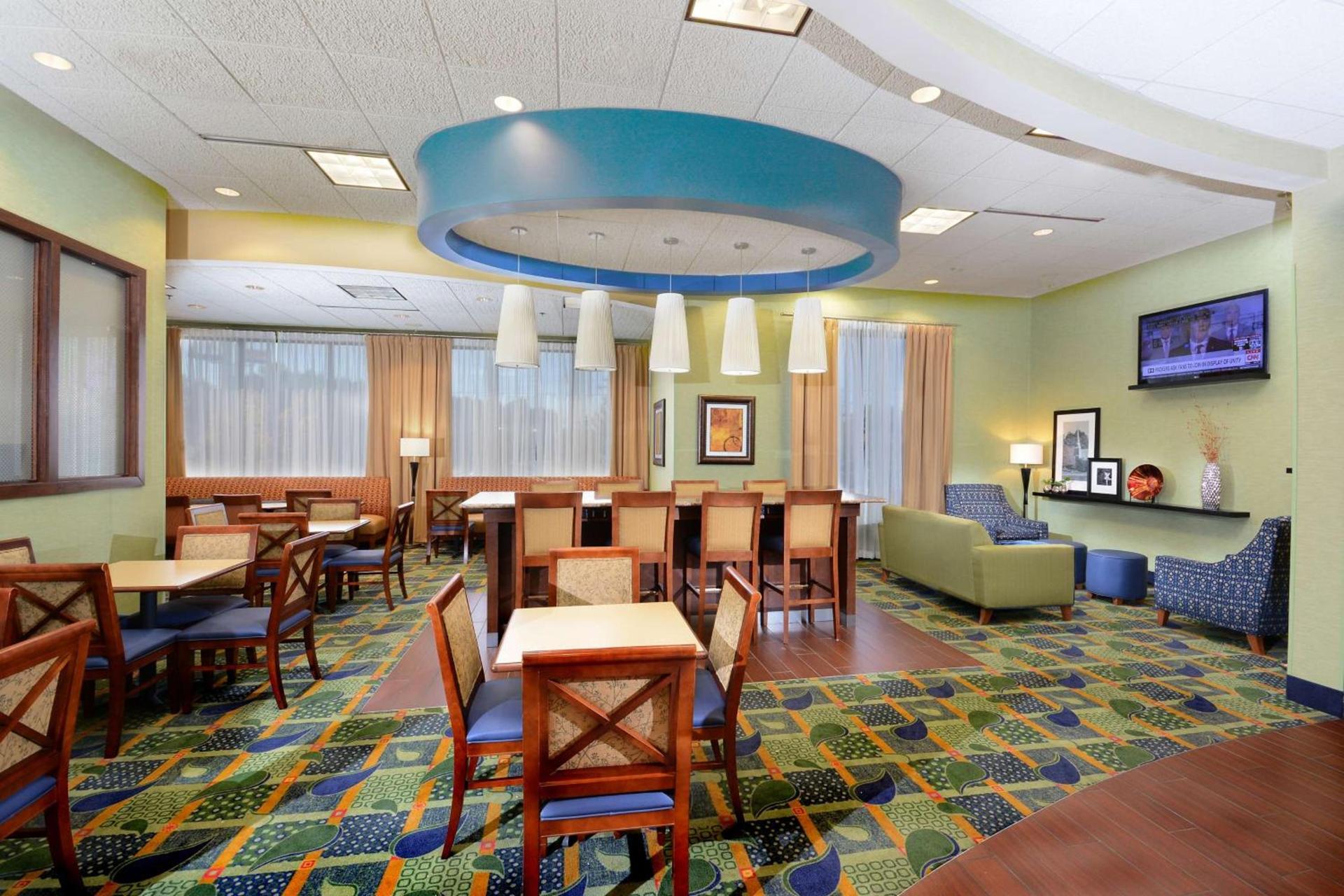 Hampton Inn High Point photo 3