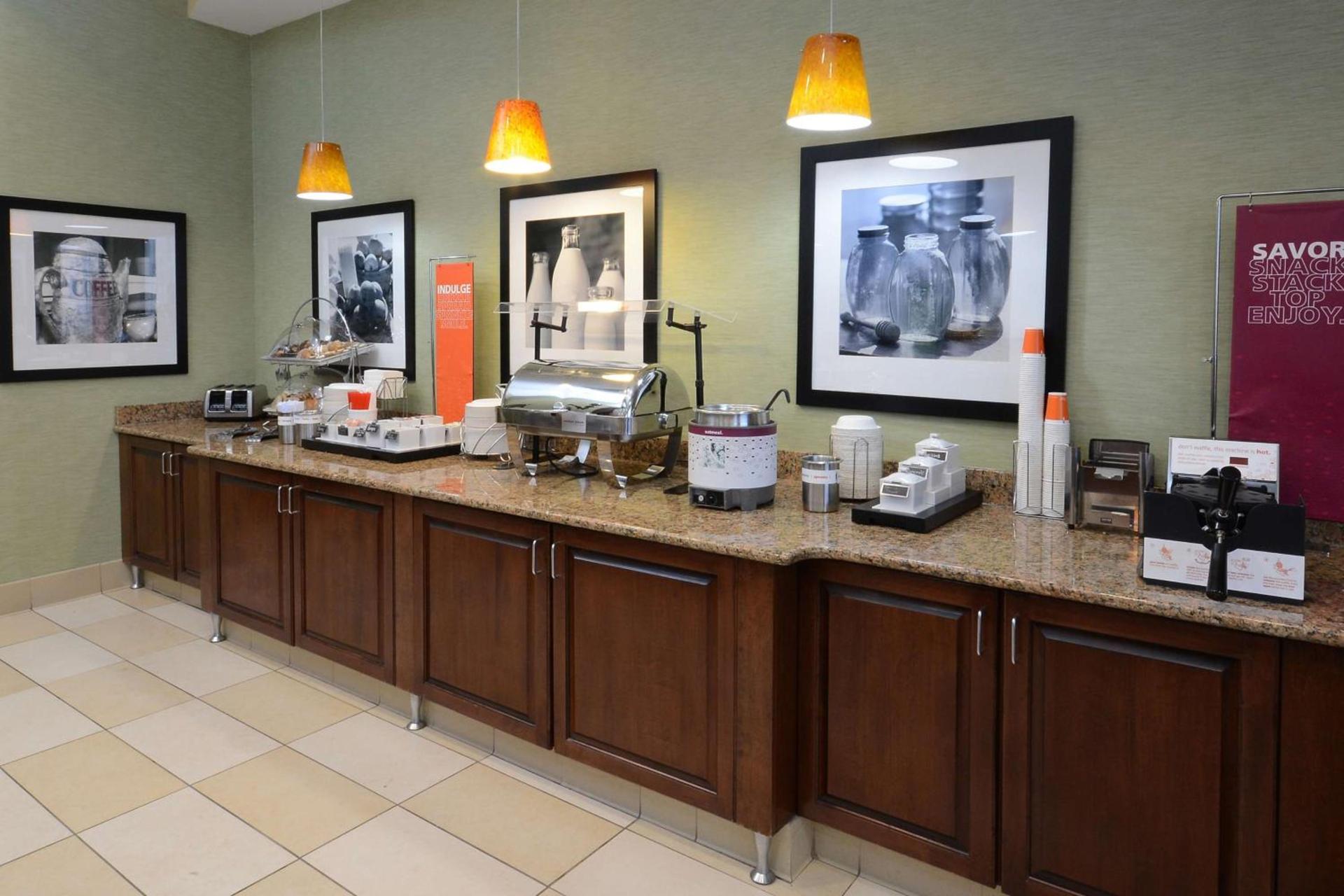 Hampton Inn High Point photo 10