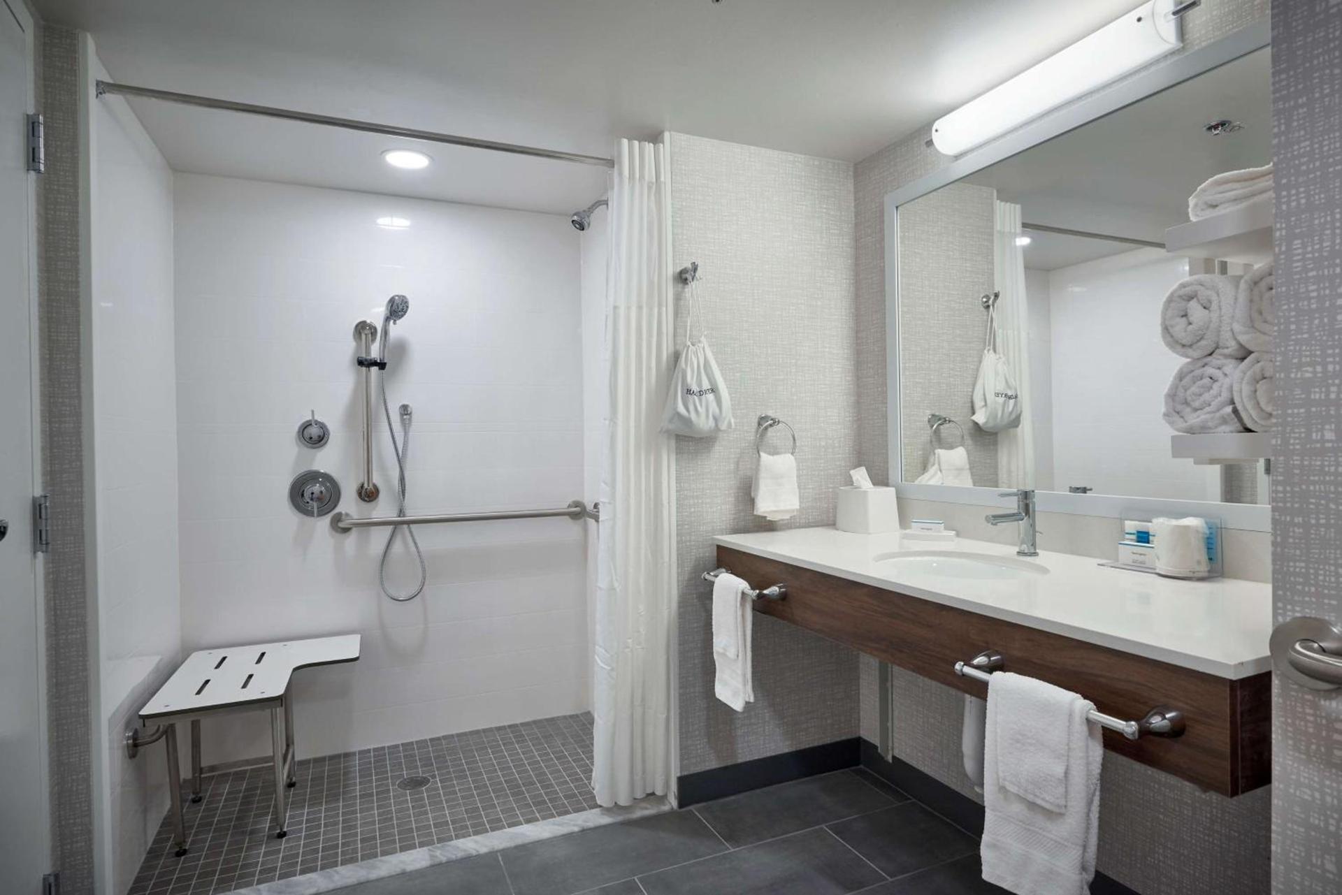 Hampton Inn by Hilton Harrisburg West photo 21