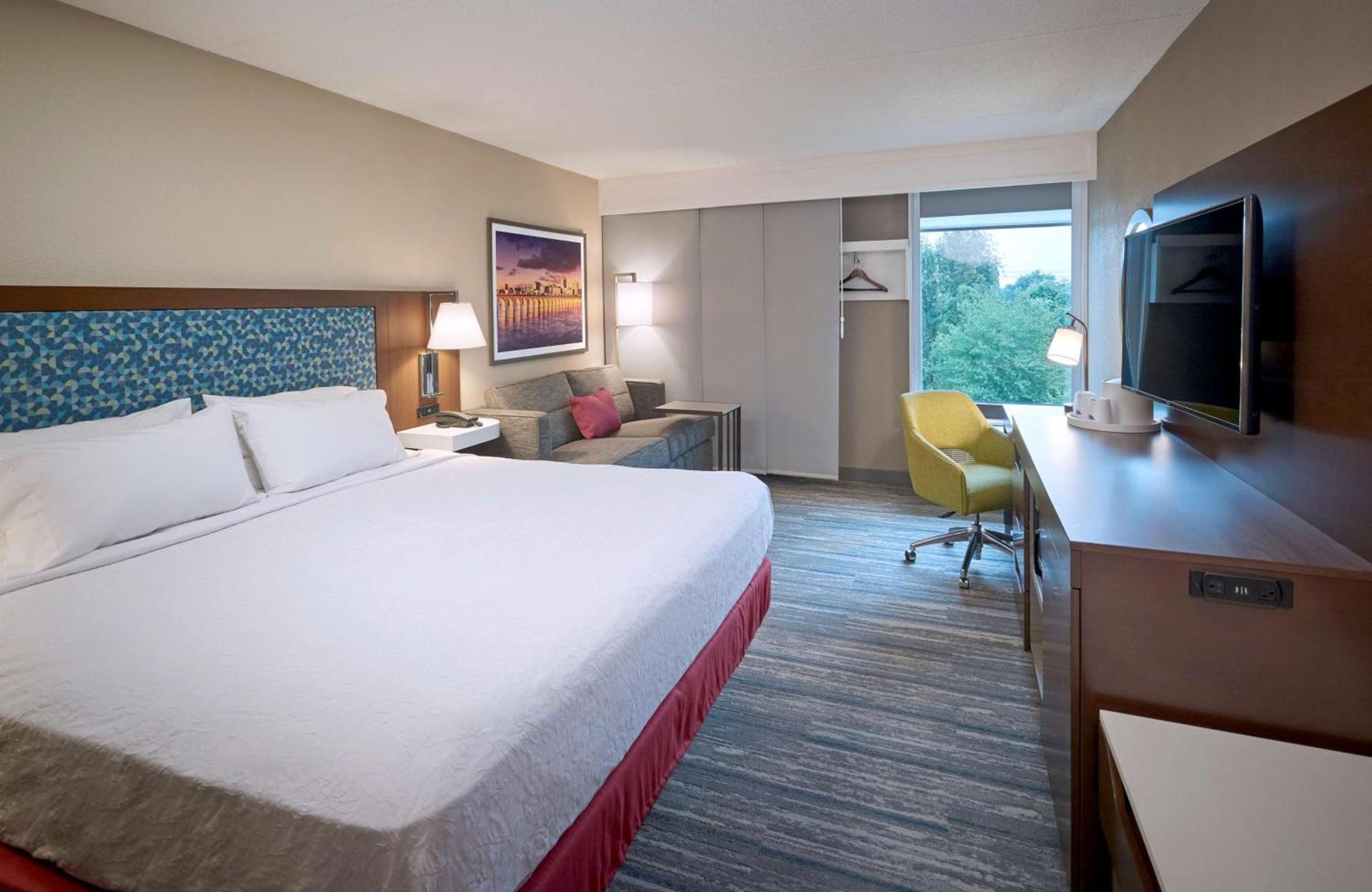 Hampton Inn by Hilton Harrisburg West photo 2