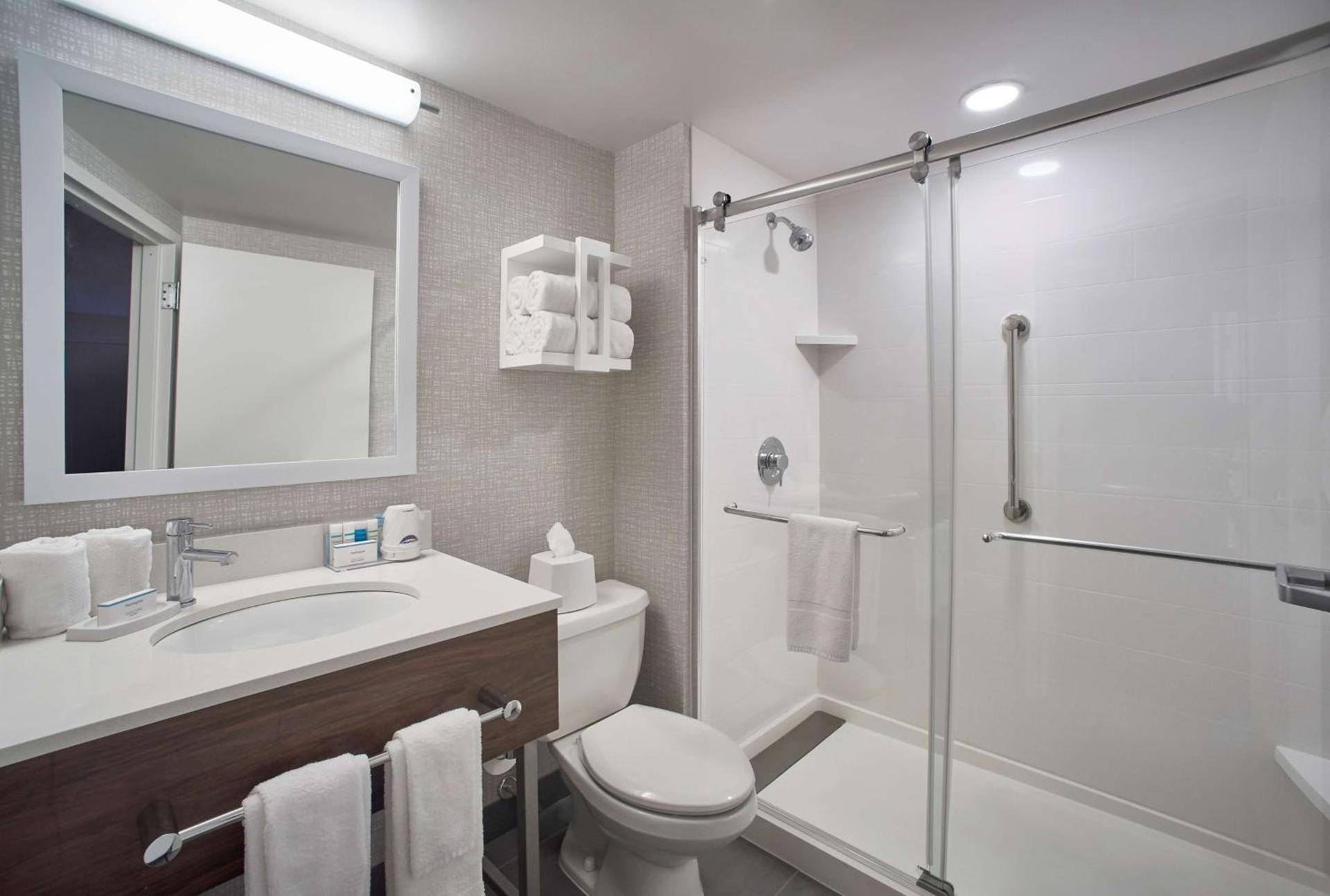 Hampton Inn by Hilton Harrisburg West photo 27