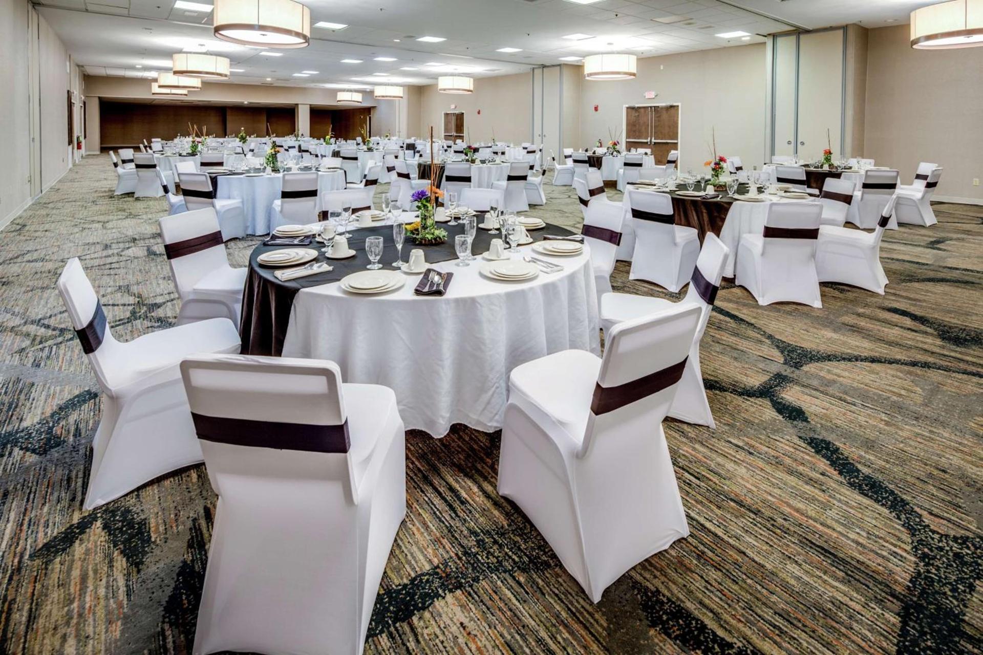 DoubleTree by Hilton Huntington, WV photo 15
