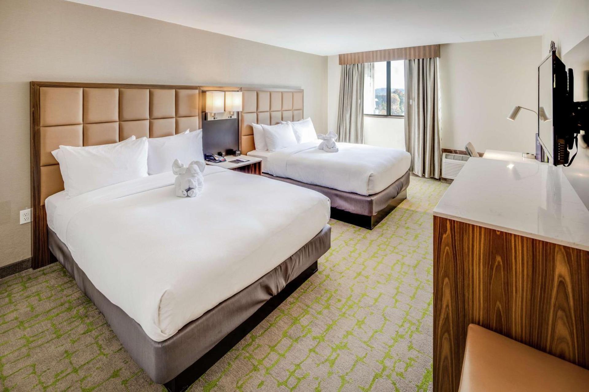 DoubleTree by Hilton Huntington, WV photo 24