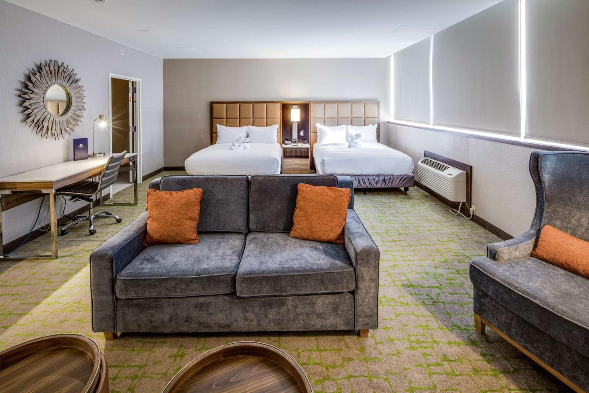 DoubleTree by Hilton Huntington, WV photo 35