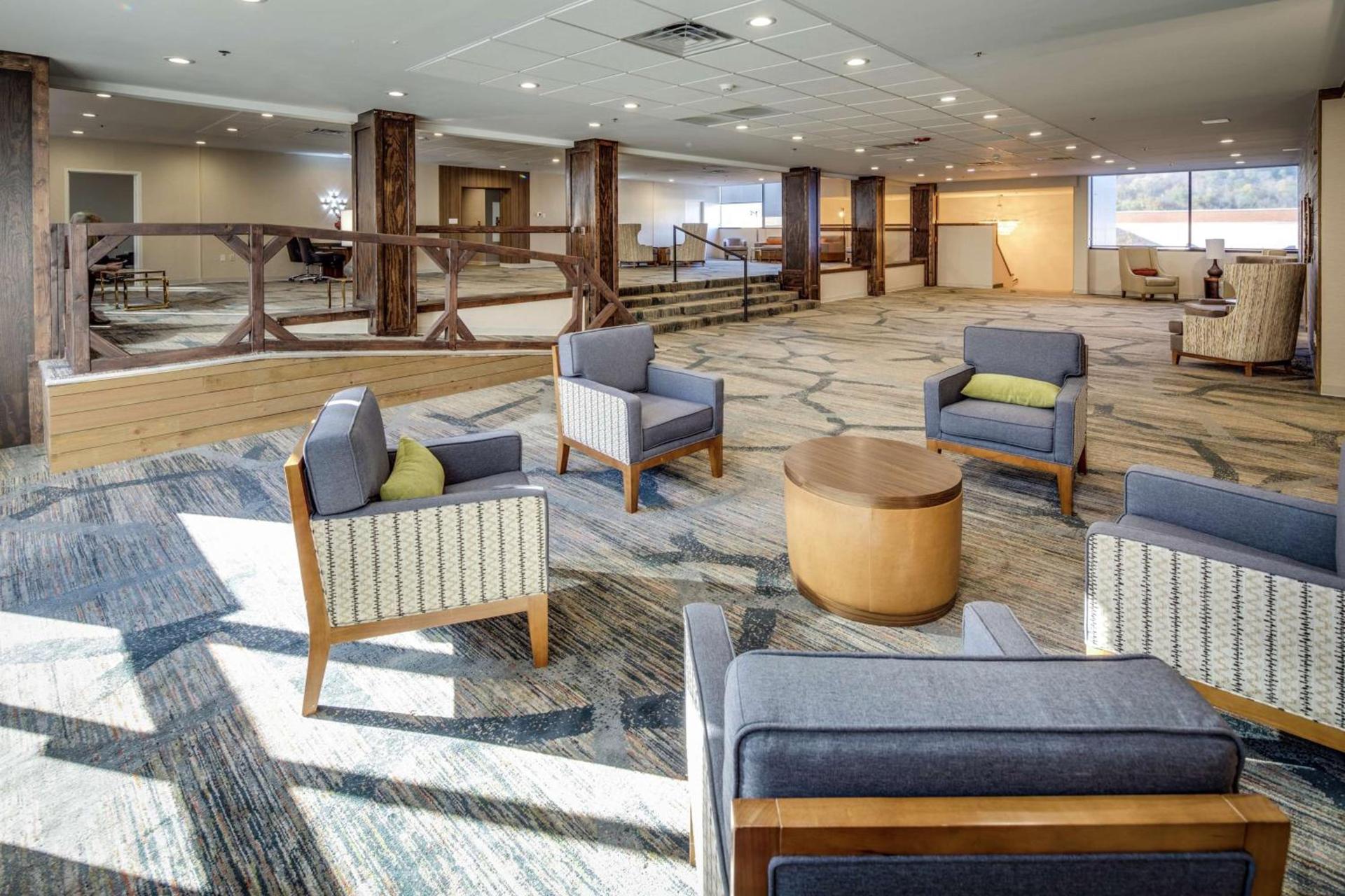 DoubleTree by Hilton Huntington, WV photo 46