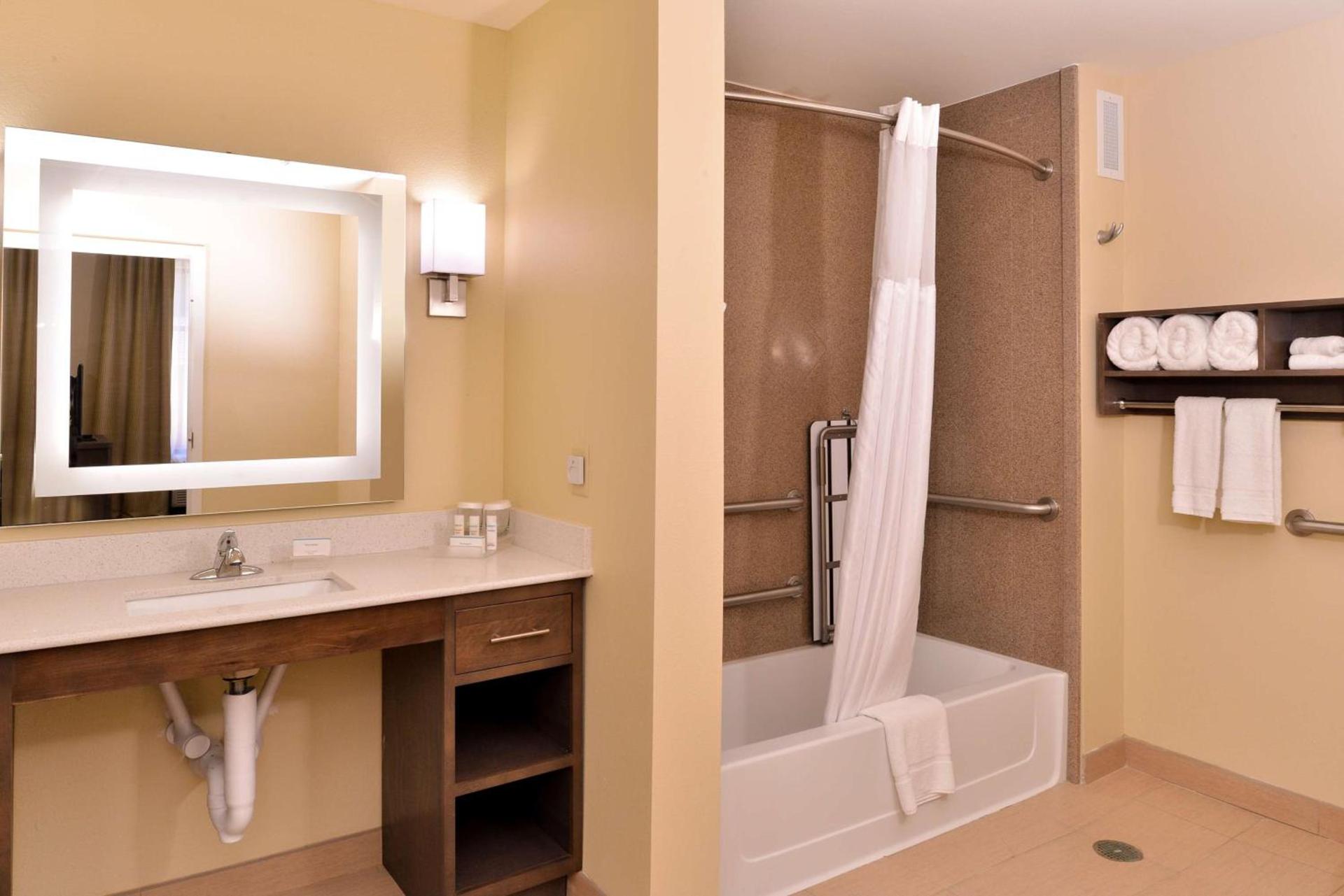 Homewood Suites by Hilton Houma photo 46