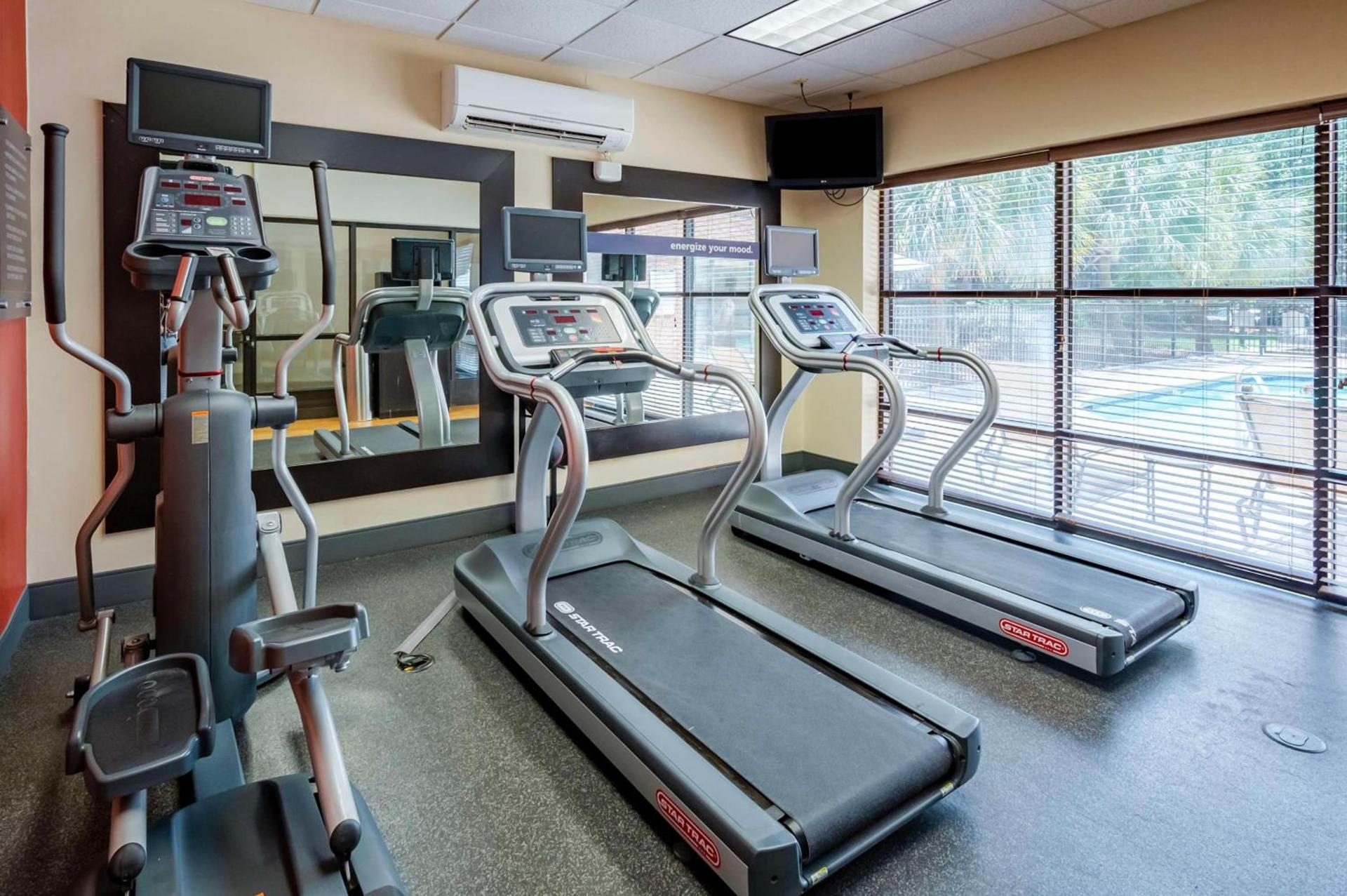 Hampton Inn Wilmington-Medical Park photo 25